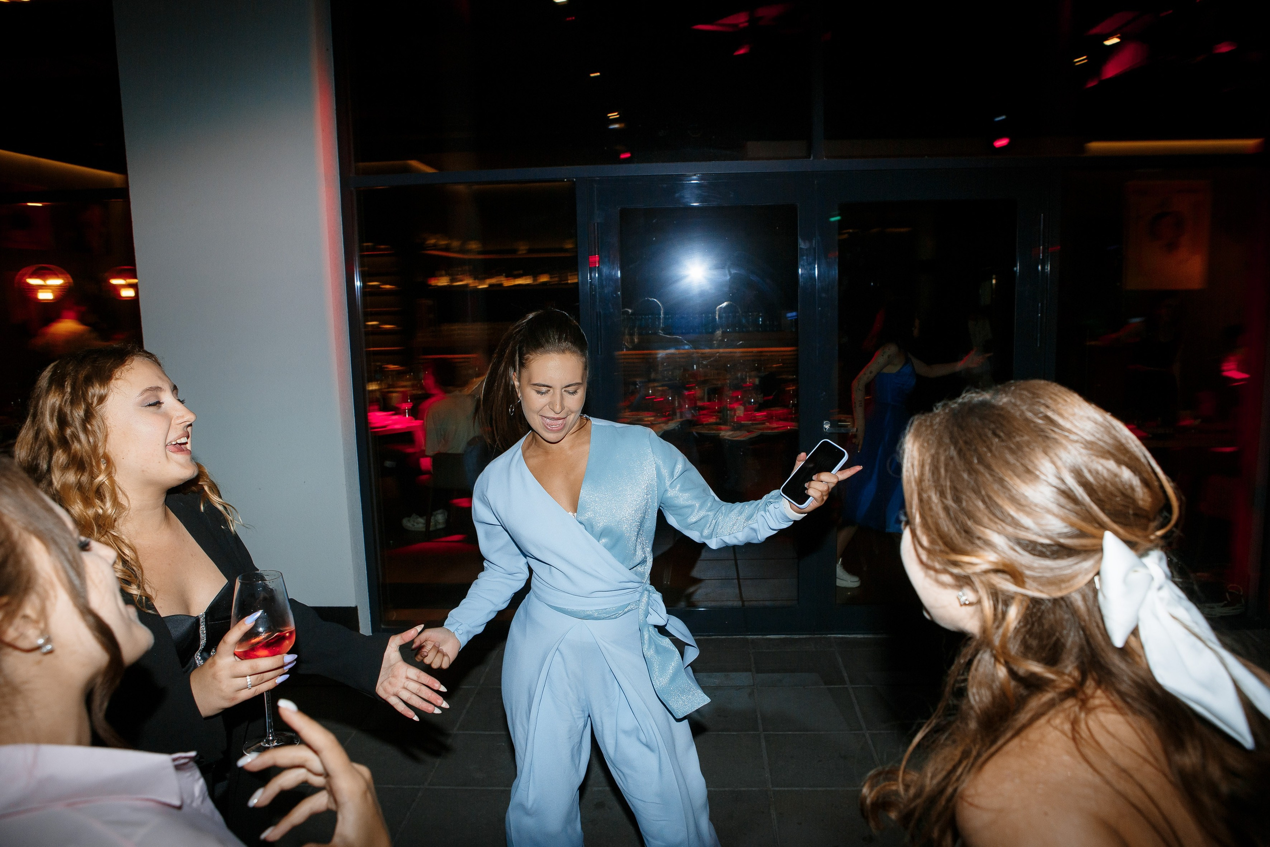 Выпускной Гимназия 12 2024 OpenHouse. Свадебный и портретный Фотограф в Липецке Дмитрий Котюков