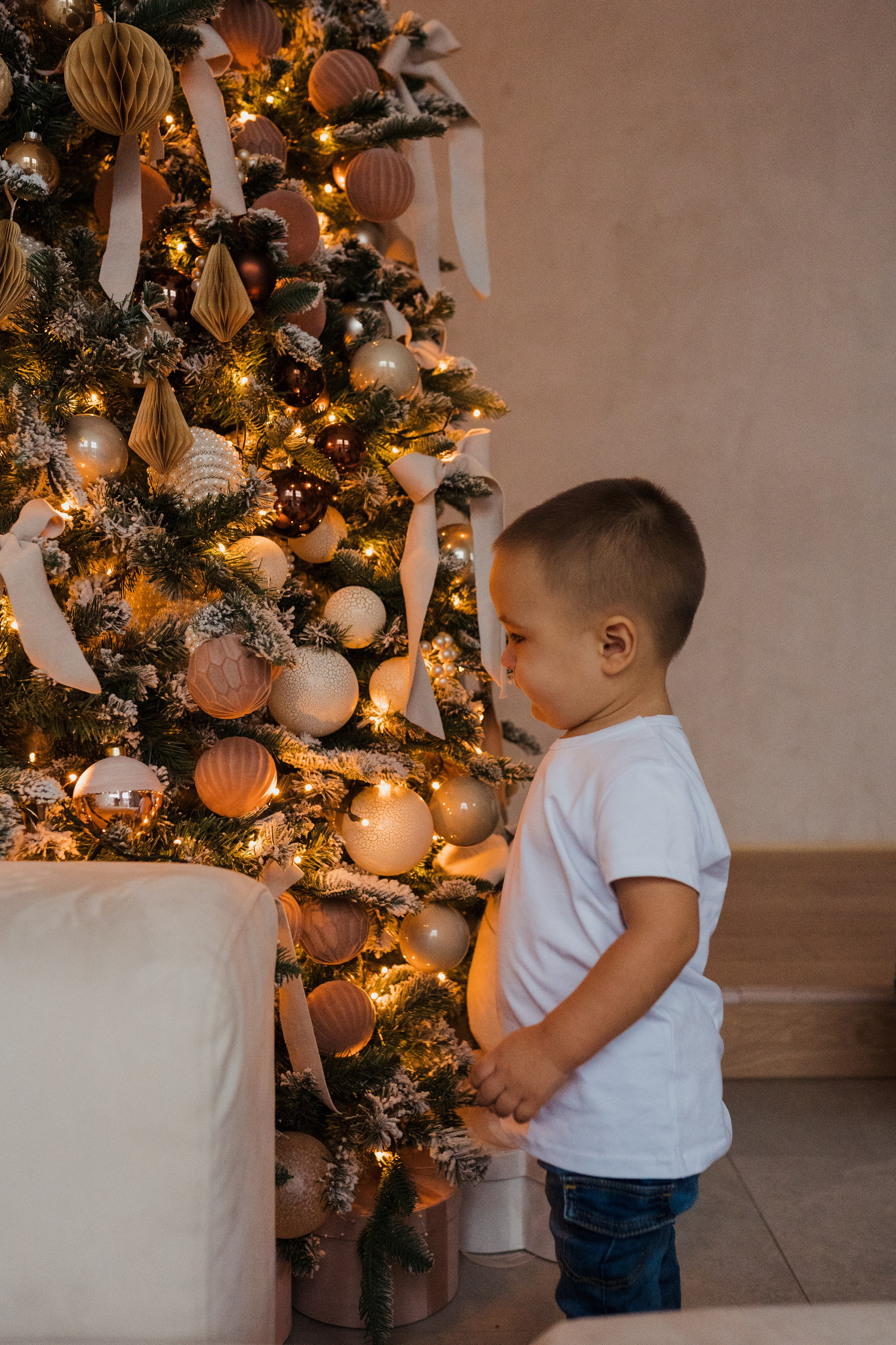 Семейная фотосессия в студии в Москве, семейный фотограф Анна Полушина. Свадебный фотограф в Москве Анна Полушина