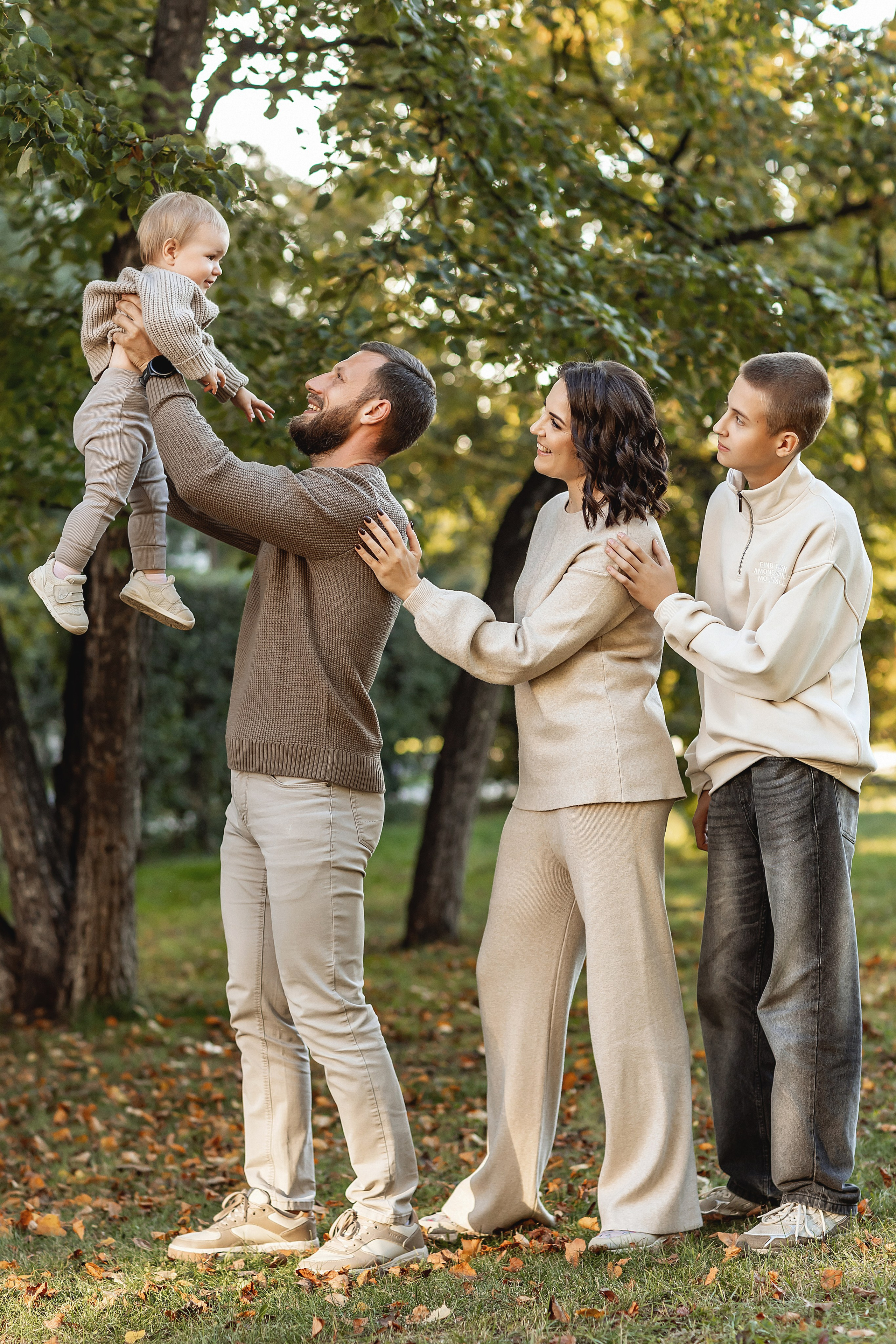 Семейная фотосессия для Михаила и Натальи. Детский и семейный фотограф Елена Воропаева
