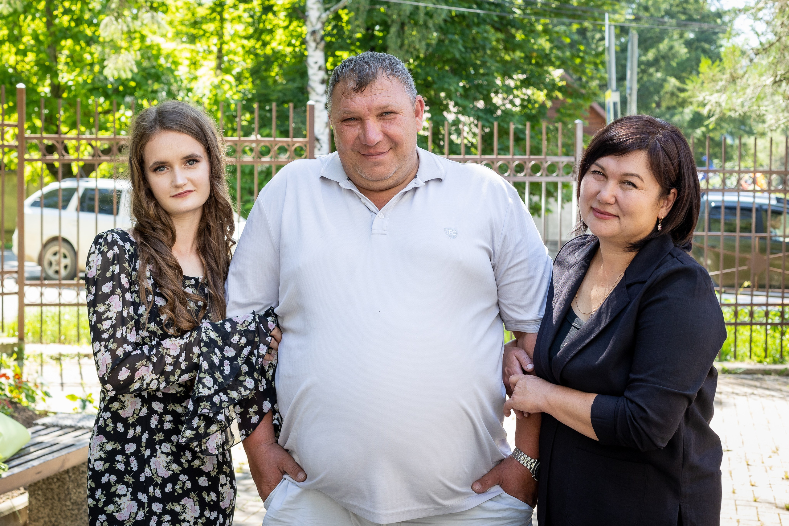 Вручение аттестата 2025. Выпускные альбомы Майкоп, Краснодар Елена Золотарева