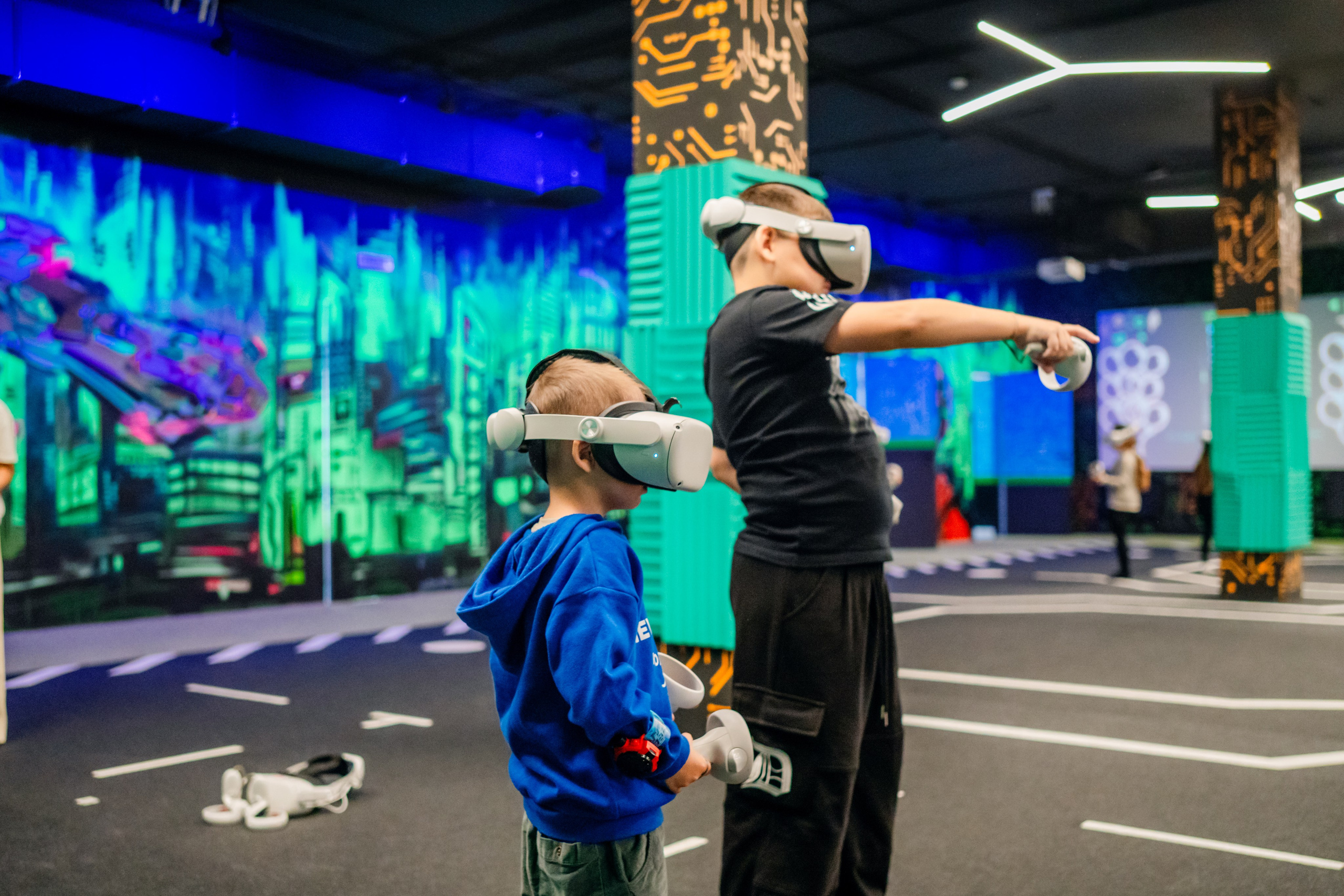 VR (September-October 2024). Felixtones