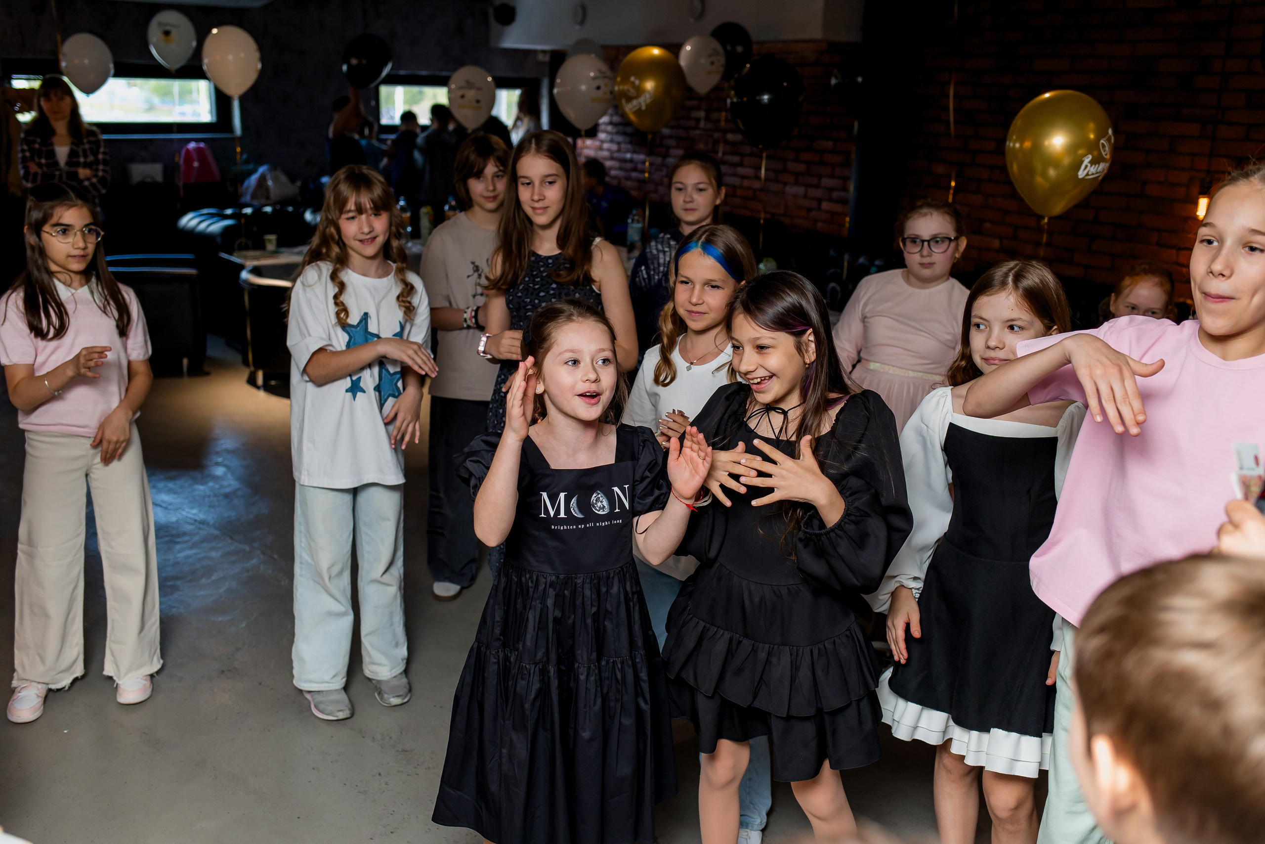 Выпускной 4 класс. Фотограф в Москве Авдеева Мария