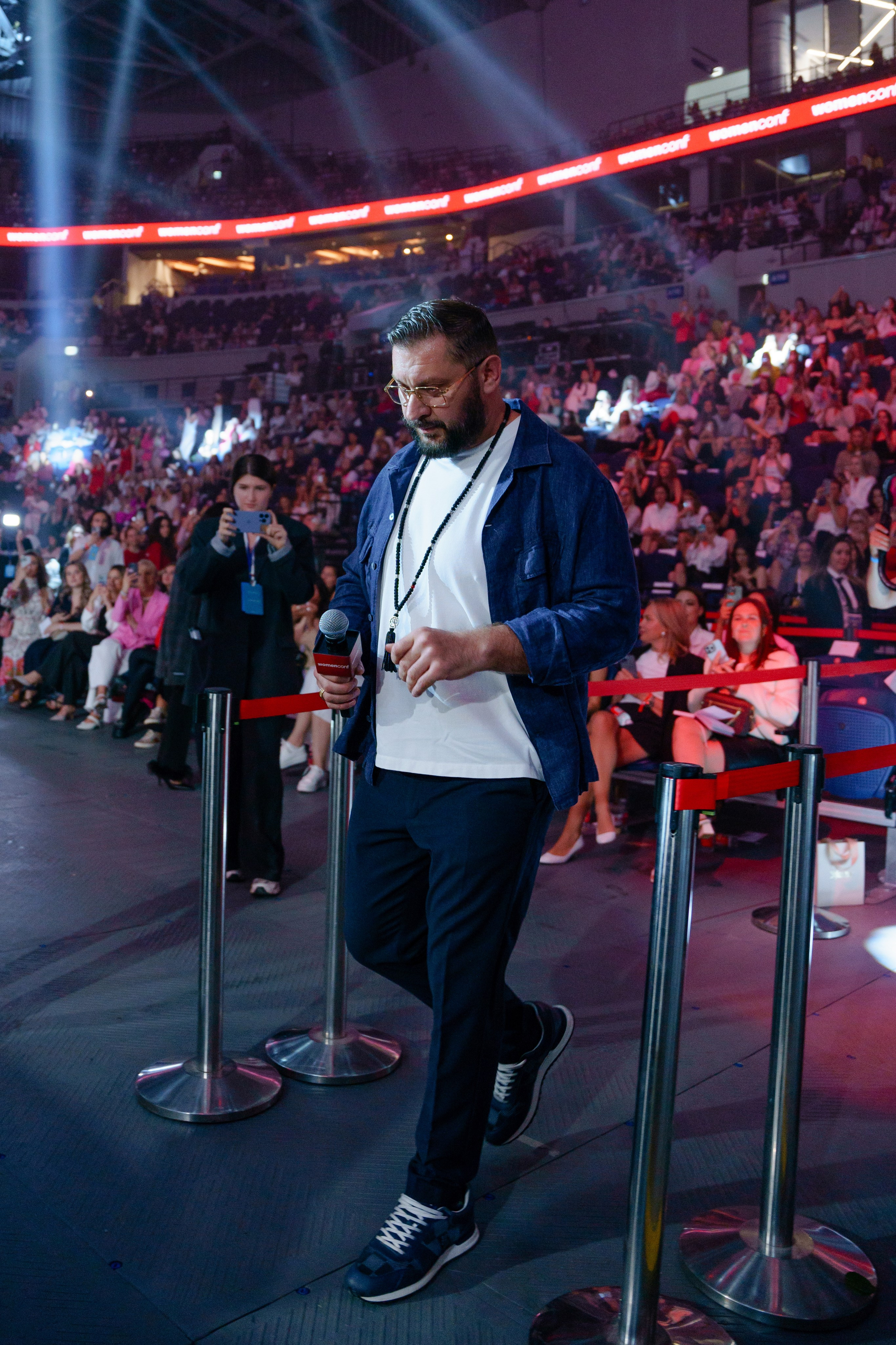 Фотограф на самую масштабную женскую конференцию в России WomenConf. Репортажный фотограф Москва Сергей Дружинин