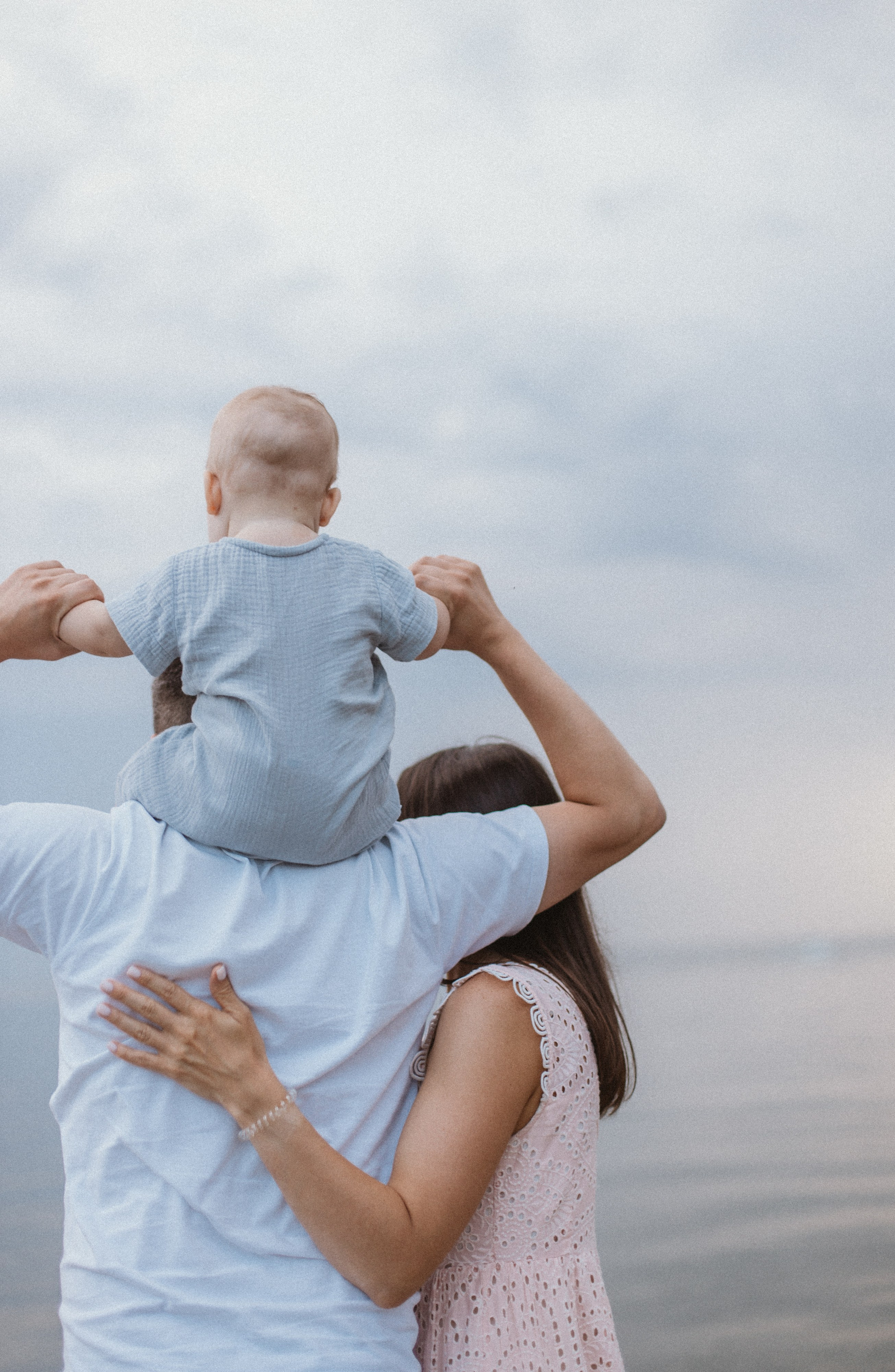 На берегу. Семейный и портретный фотограф в Новосибирске Мария Хлебус