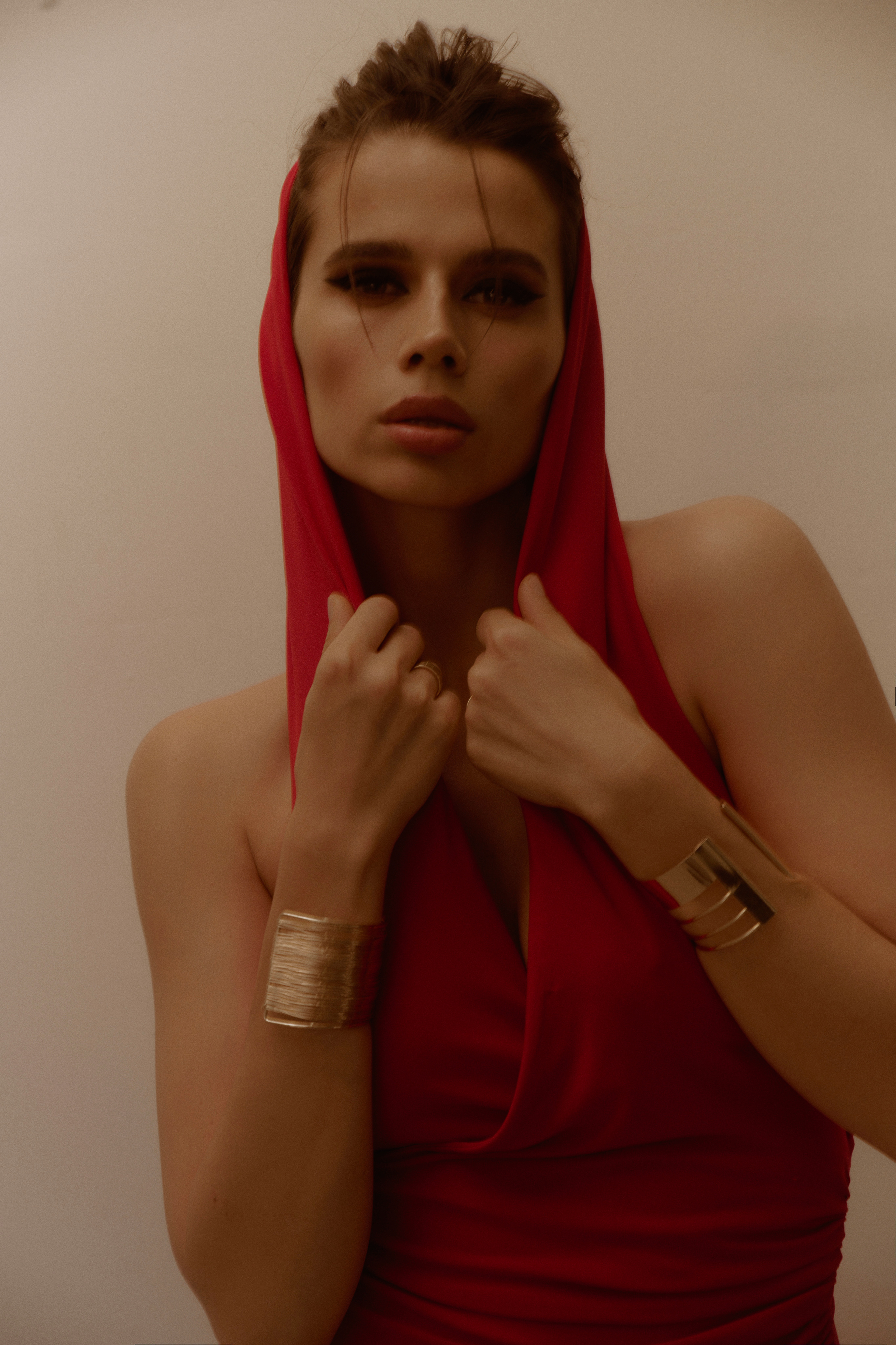 Irina. Z H U R A V L E V