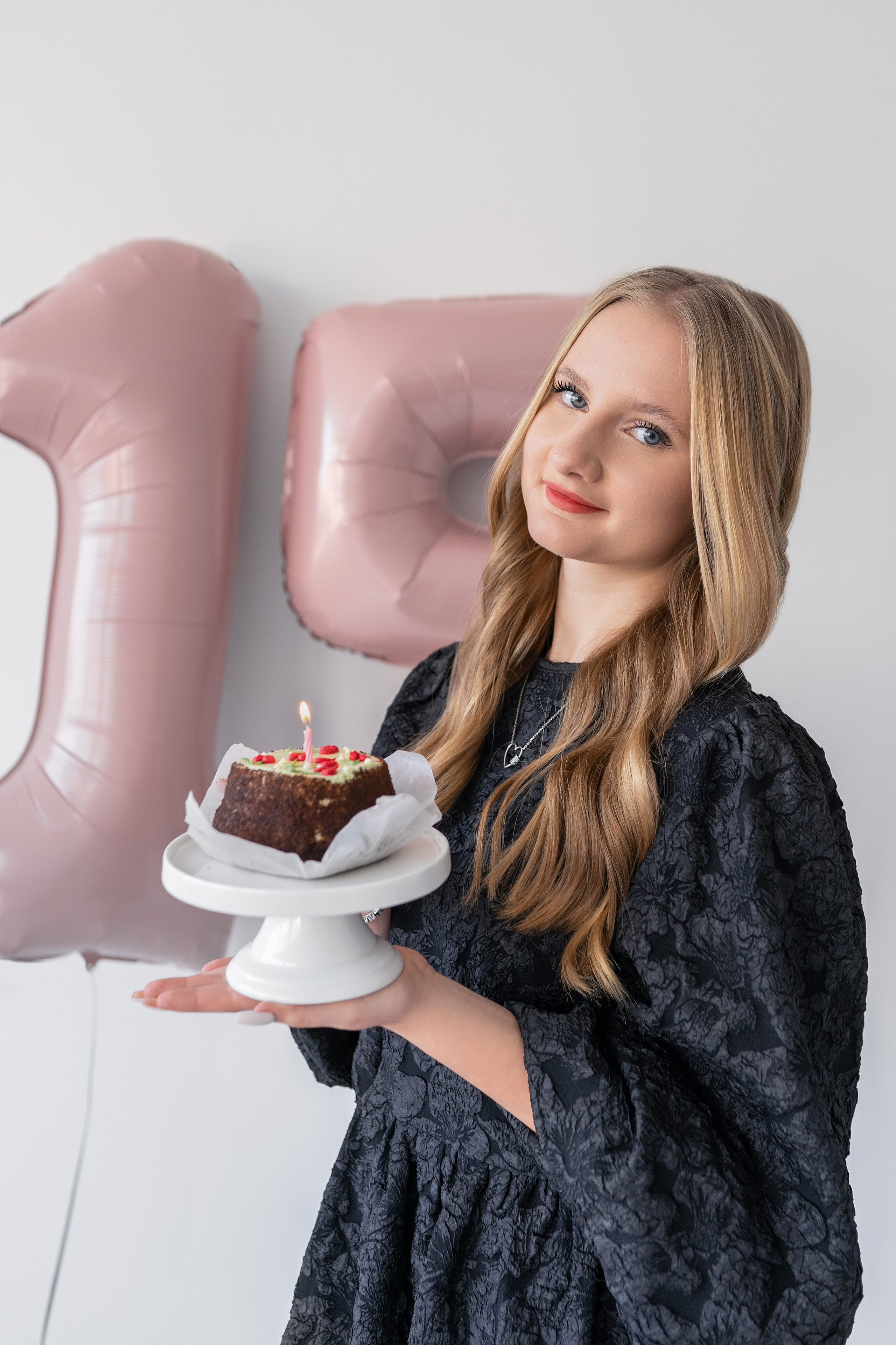 Ева. Главная