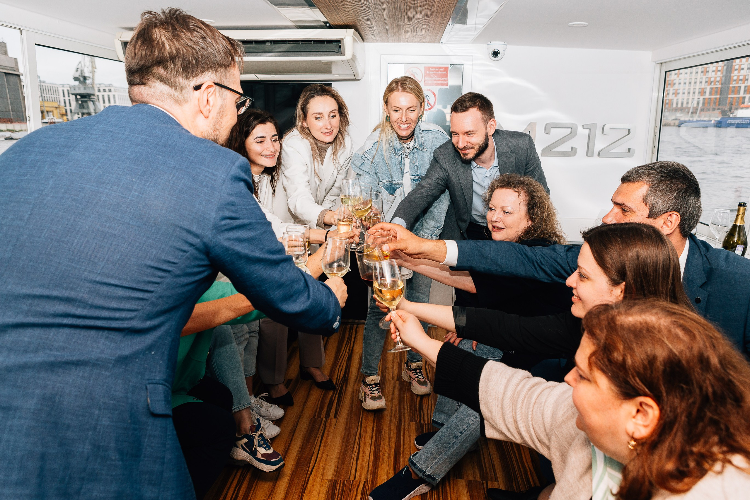 Корпоративы. VICTOR SAPOZHNIKOV