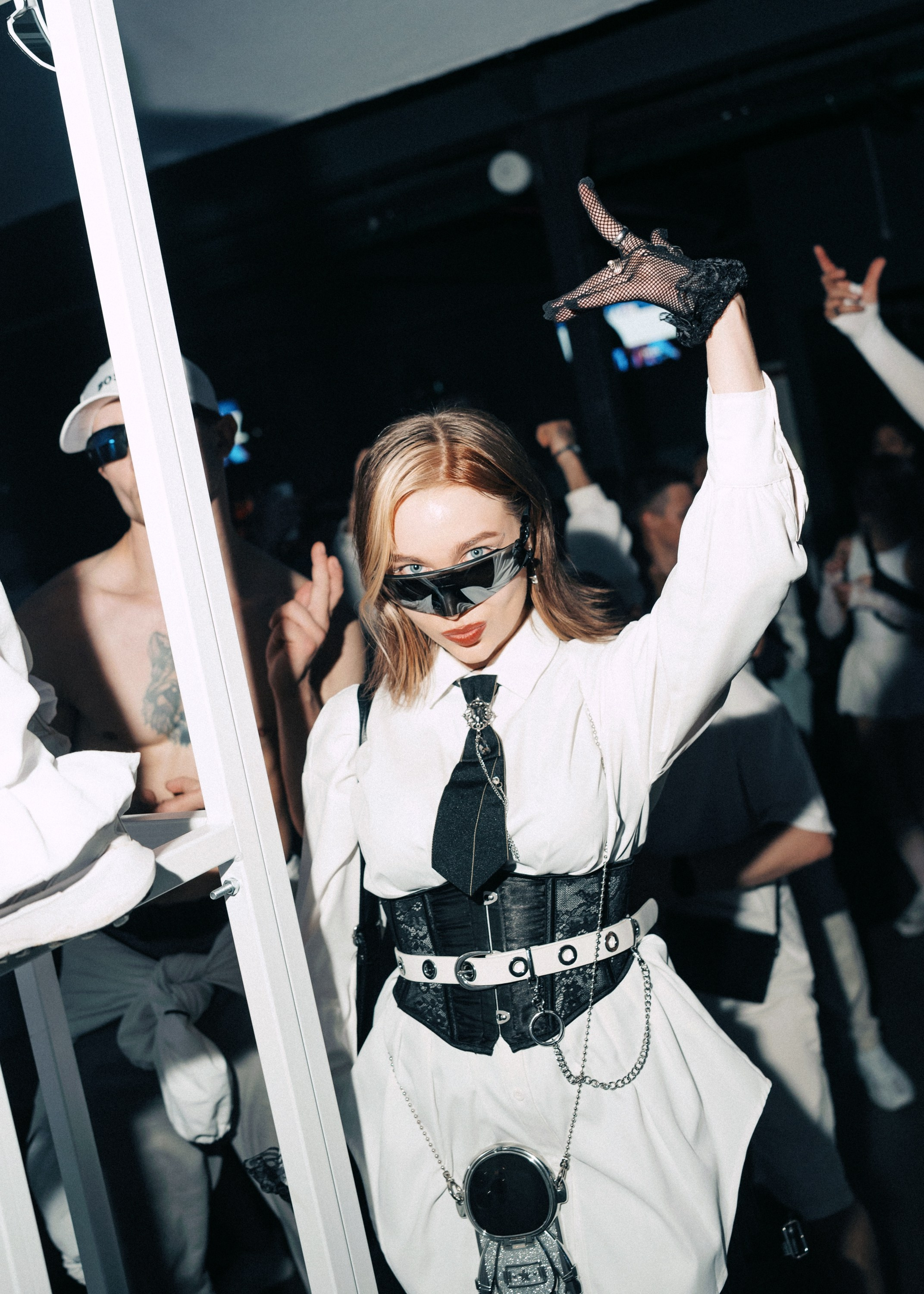 INWHITE | SMENA HARD STAGE. Annyshka