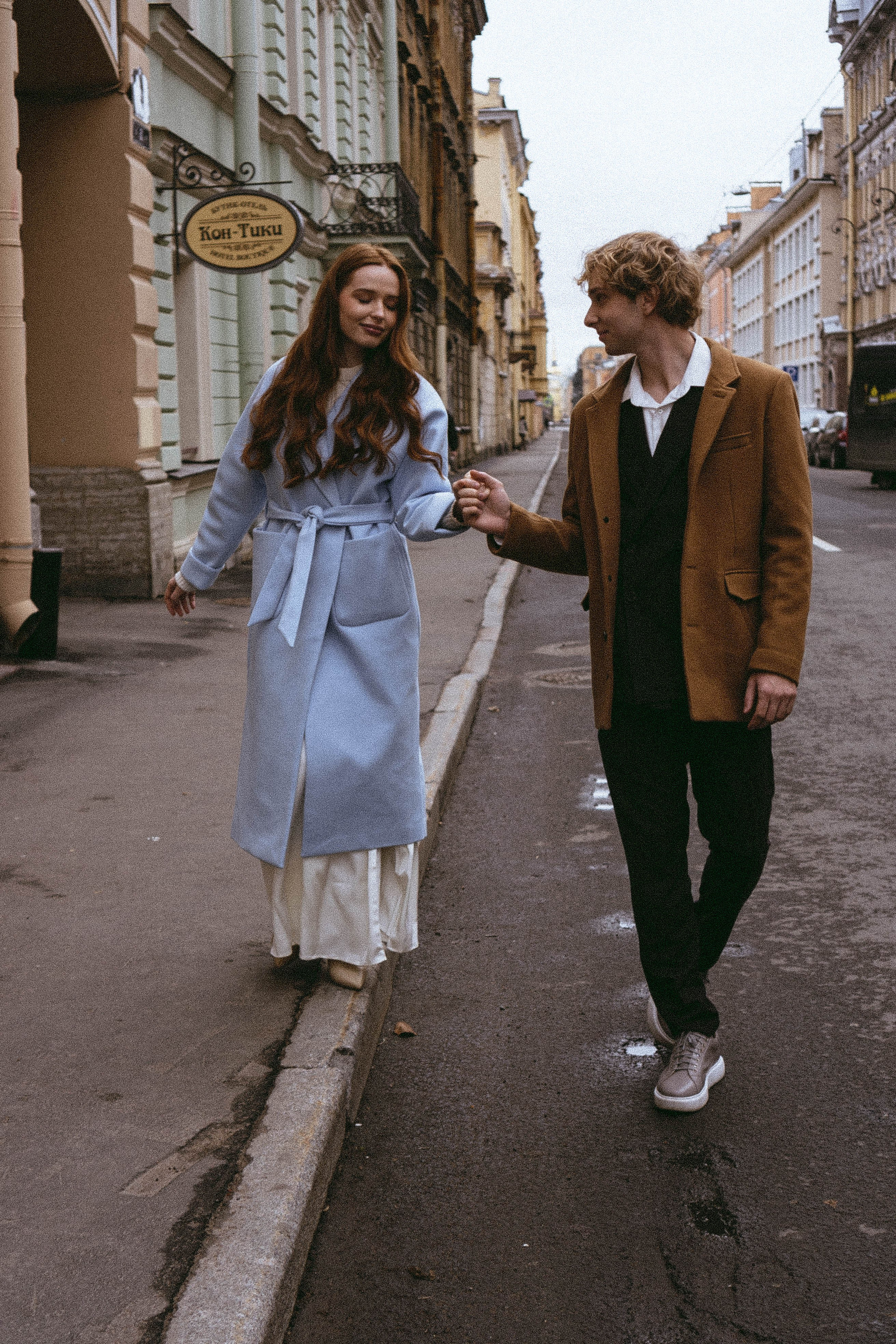 СВАДЕБНАЯ ПРОГУЛКА ПО ПЕТРОГРАДКЕ ВЕСНОЙ (ФОТОСЕССИИЯ ПАРЫ СВАДЕБНАЯ). Профессиональный фотограф, Санкт-Петербург — Виктория Богомолова