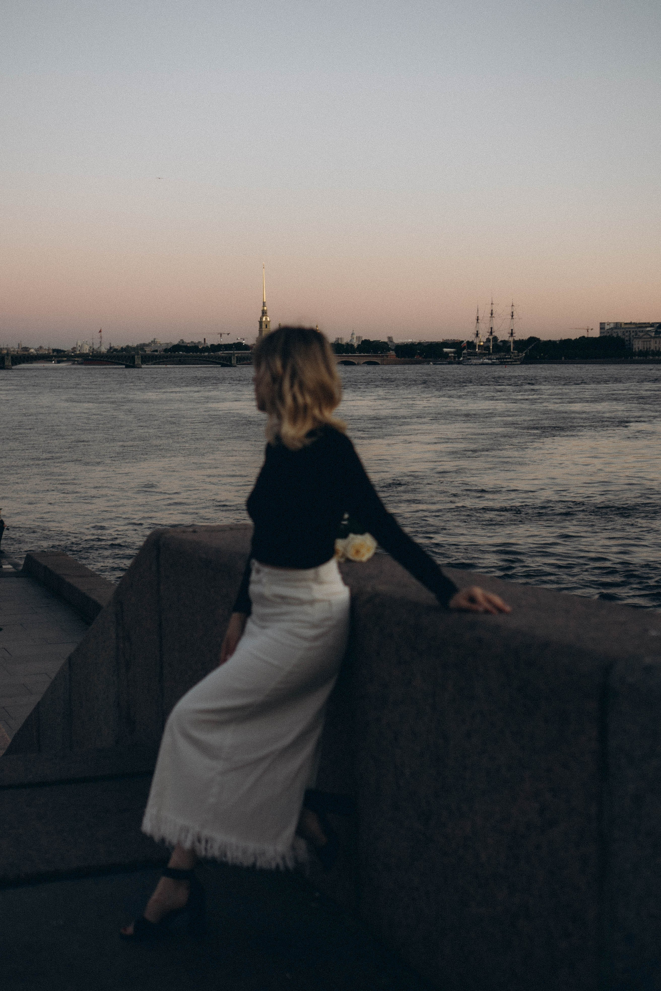 ПРОГУЛКА ПО ГОРОДУ В БЕЛЫЕ НОЧИ (другой вариант). Профессиональный фотограф, Санкт-Петербург — Виктория Богомолова