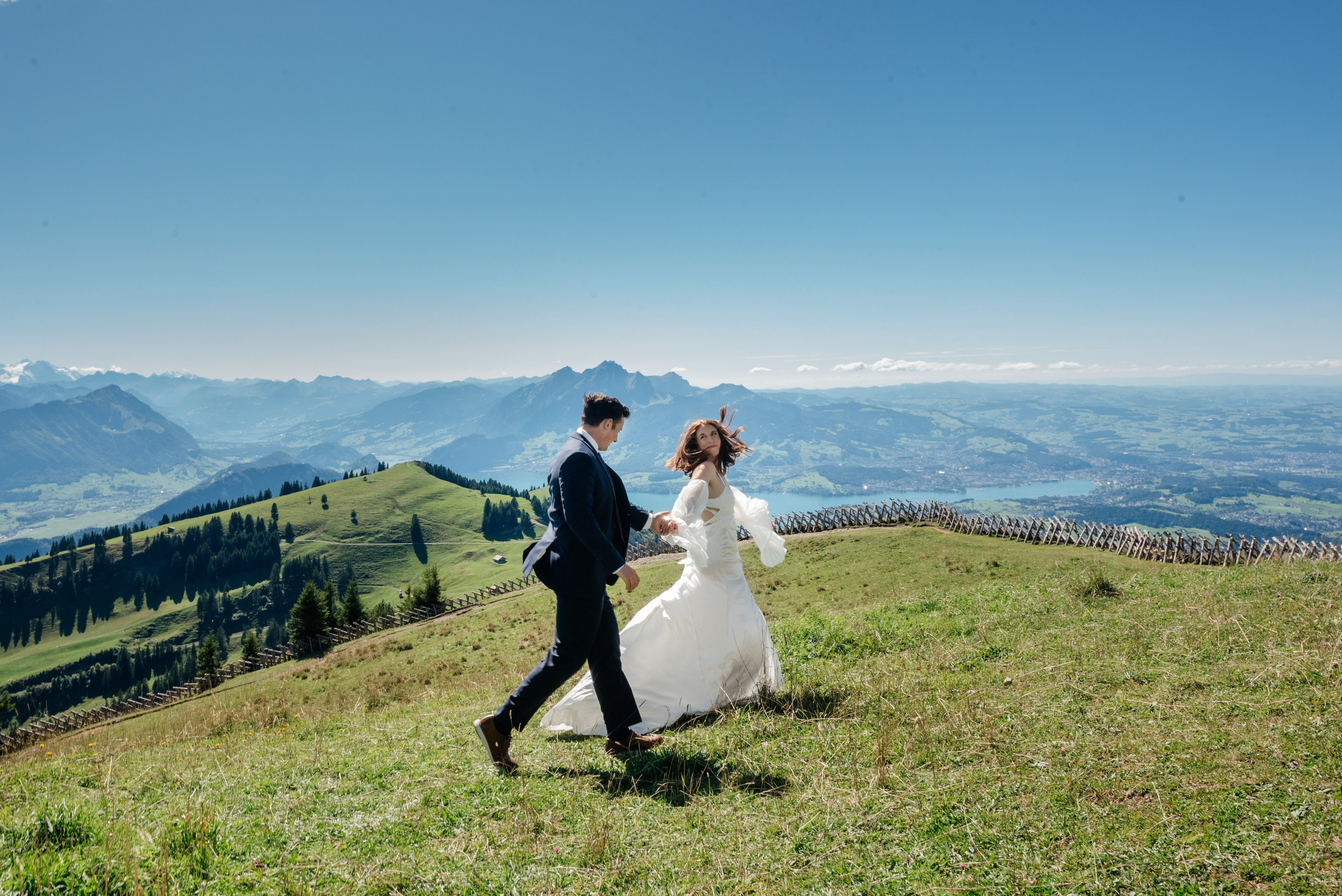Elizabeth & Mitchell (Lucerne). Photographer in Interlaken area