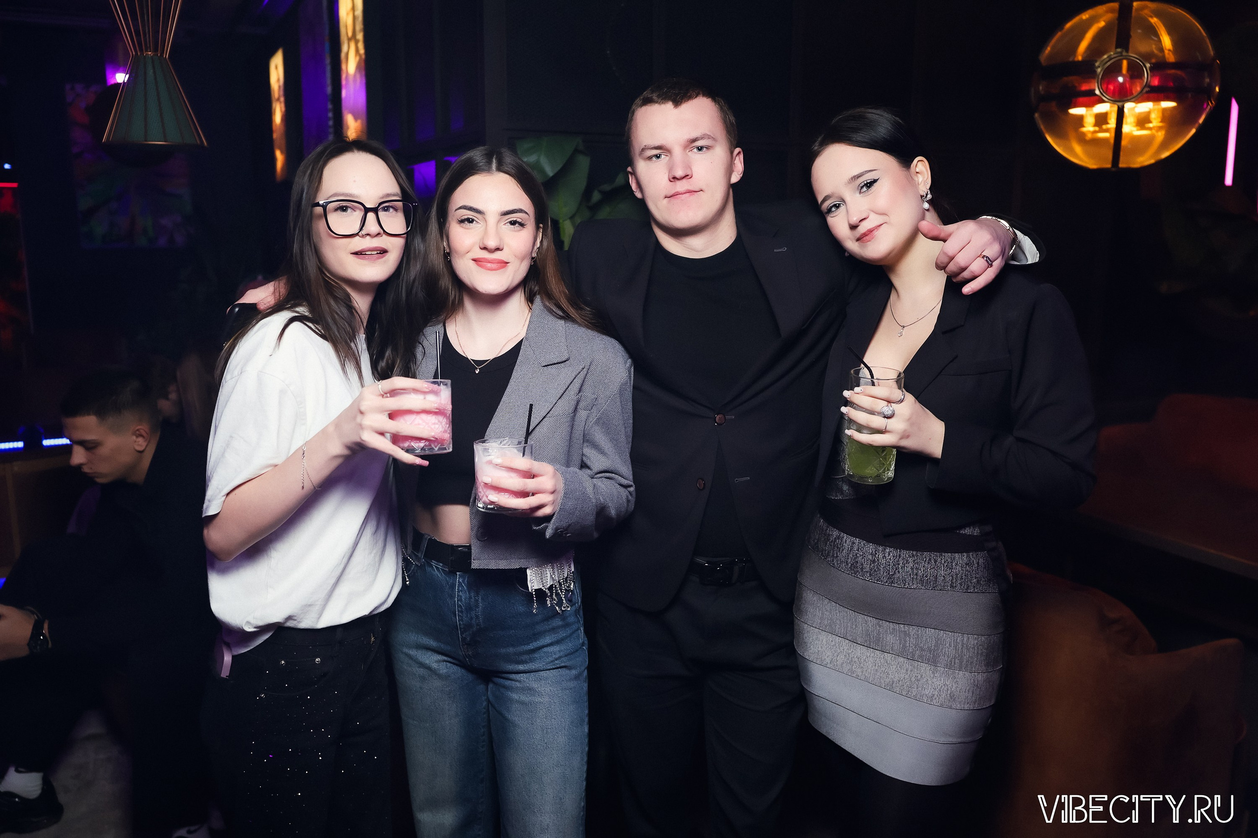 DOUBLE U. VIBECITY.RU Вайб Сити Ру Фоторепортажи Фотоотчеты Калининград