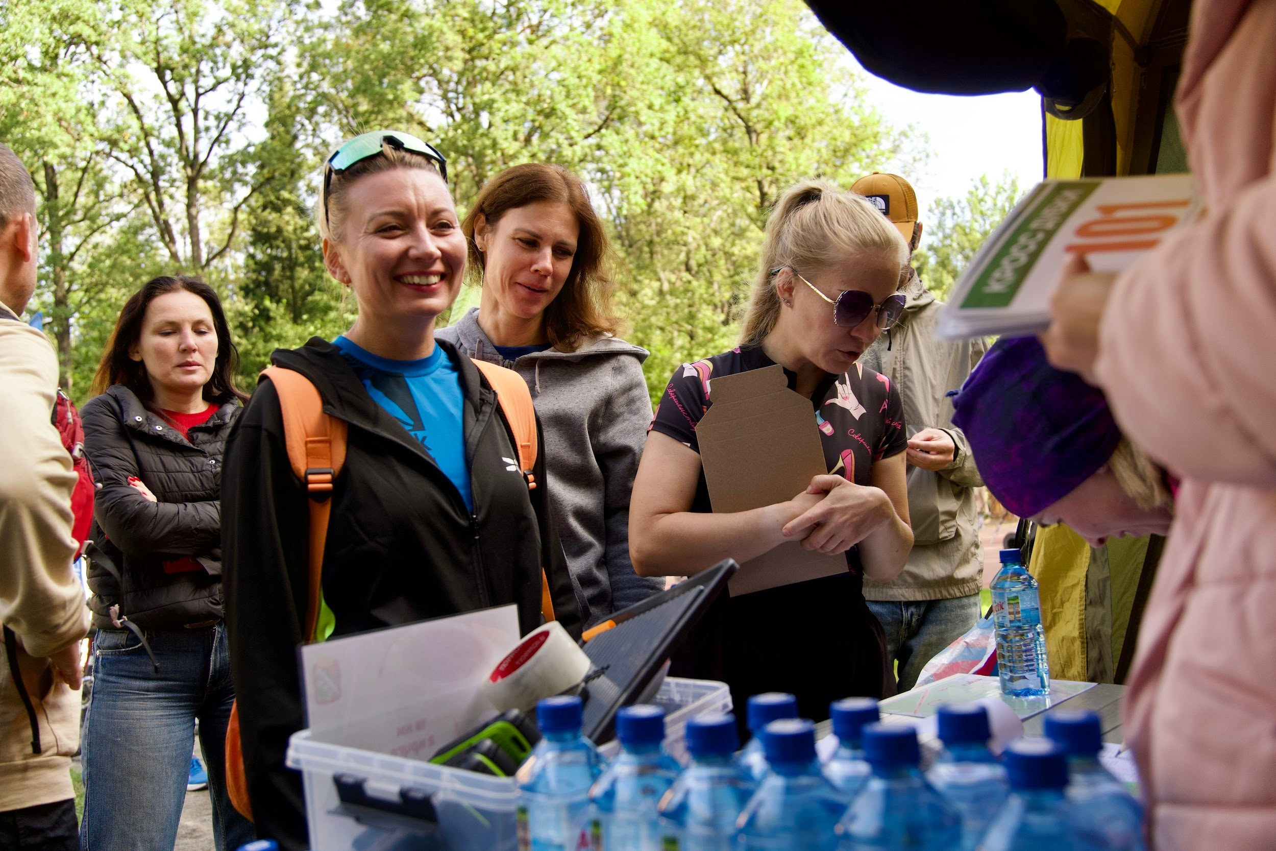 Забег в парке «Дубки». Кафе «БЕЛКА НАШЕПТАЛА». Ну оооочень концептуальное кафе