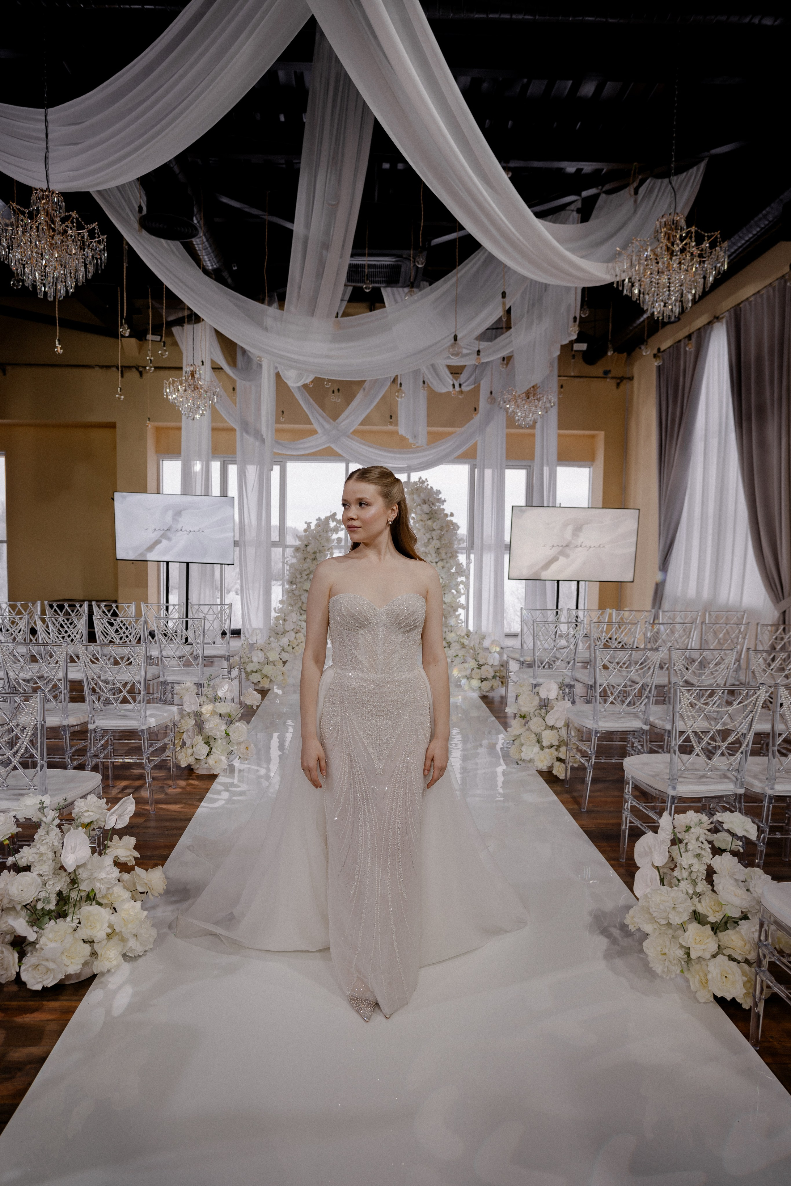 СВАДЕБНАЯ СЬЕМКА СБОРОВ В ОТЕЛЕ И ВЫЕЗД НА ЦЕРЕМОНИЮ (СНЯТО В СИБИРЕ В НИЖНЕВАРТОВСКЕ). Профессиональный фотограф, Санкт-Петербург — Виктория Богомолова