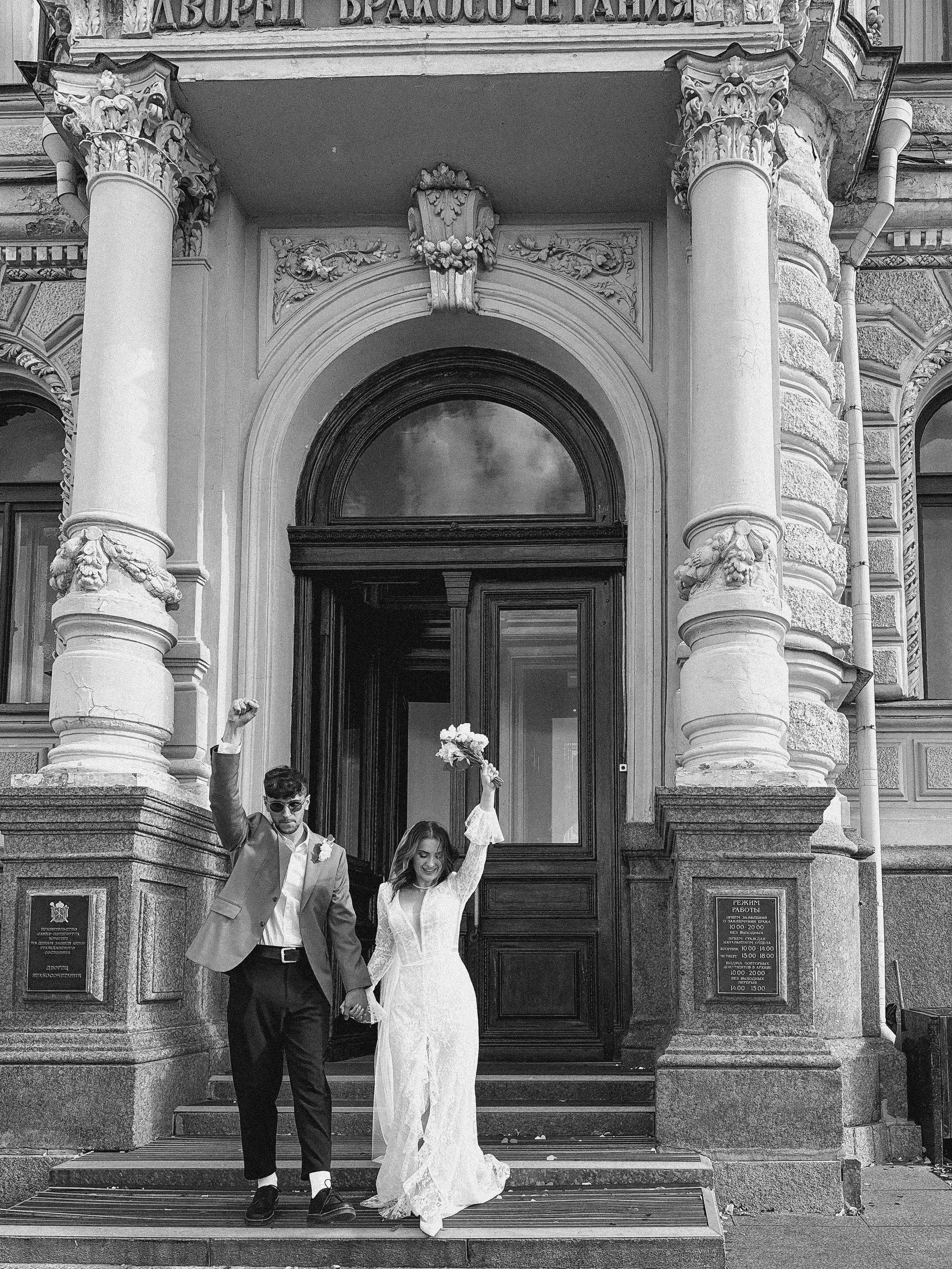 ФОТО НА ТЕЛЕФОН ВО ВРЕМЯ БРАКОСОЧЕТАНИЯ В ПЕРВОМ ДВОРЦЕ И ПРОГУЛКИ. Профессиональный фотограф, Санкт-Петербург — Виктория Богомолова