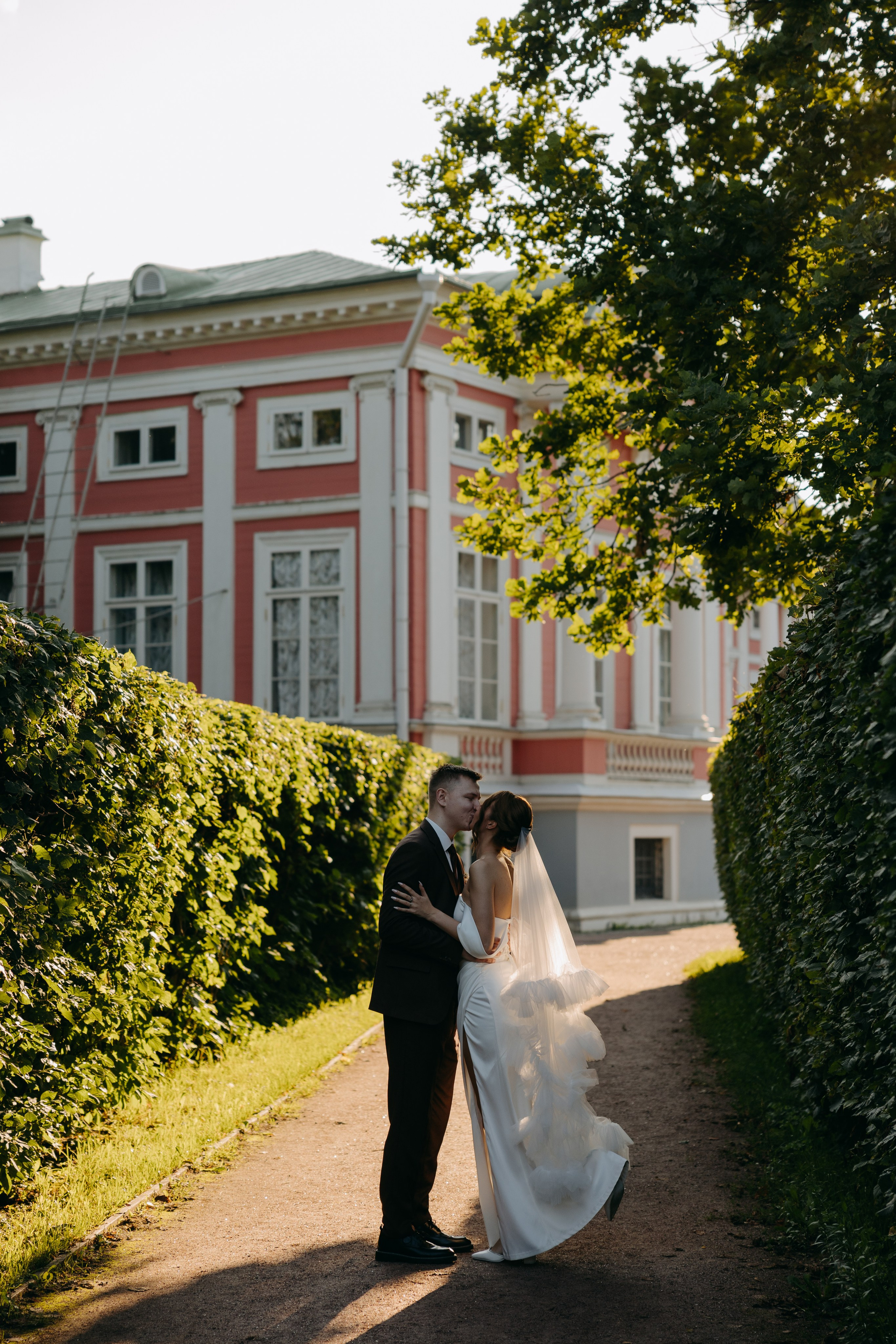 Анна и Никита | от. Twelve + Кусково + банкет. Свадебный фотограф Москва Анастасия Храмова