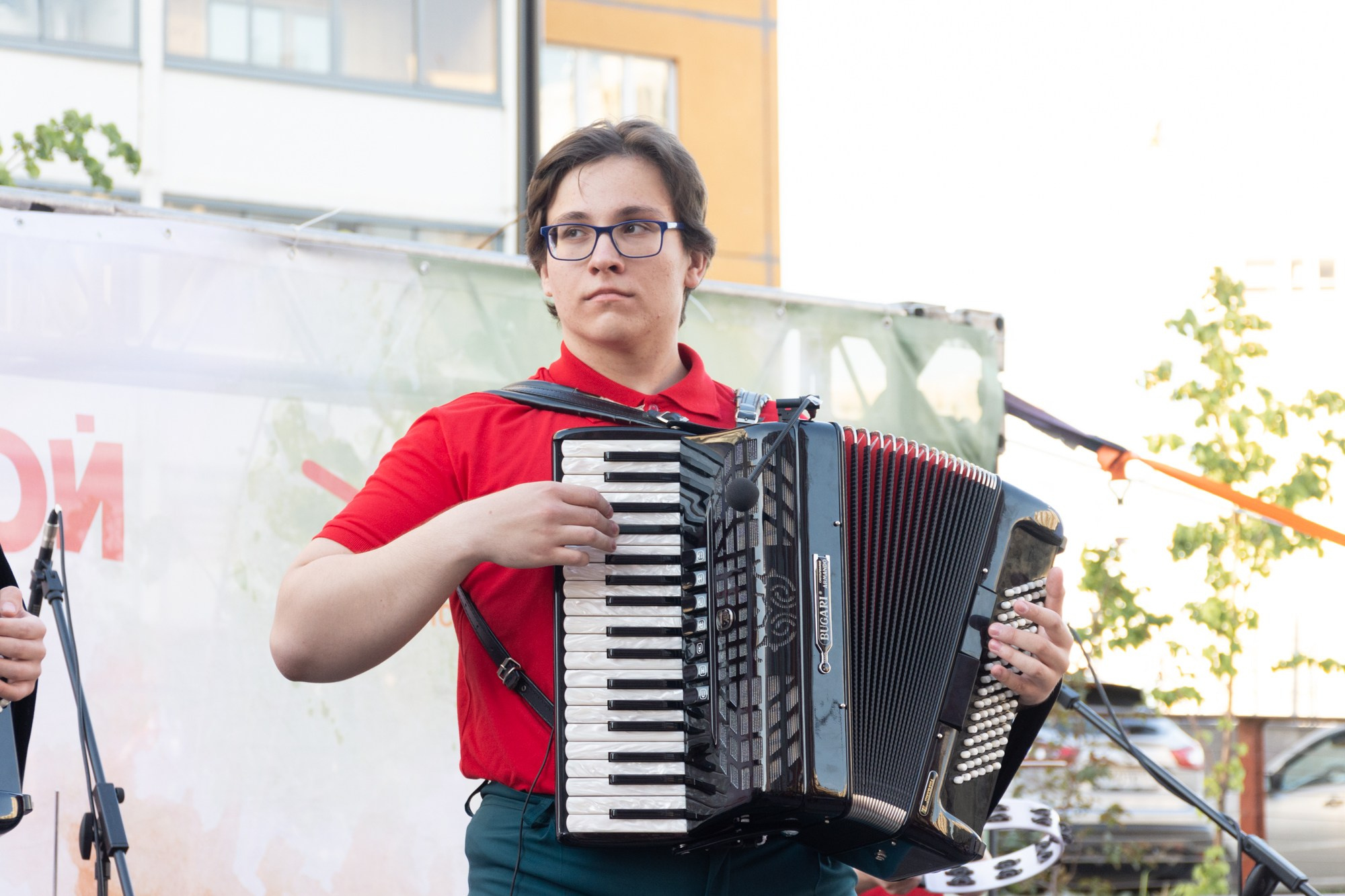 Фестиваль современного исполнительского искусства (Сквер Академ Риверсайд). Фотограф Максим Буряк