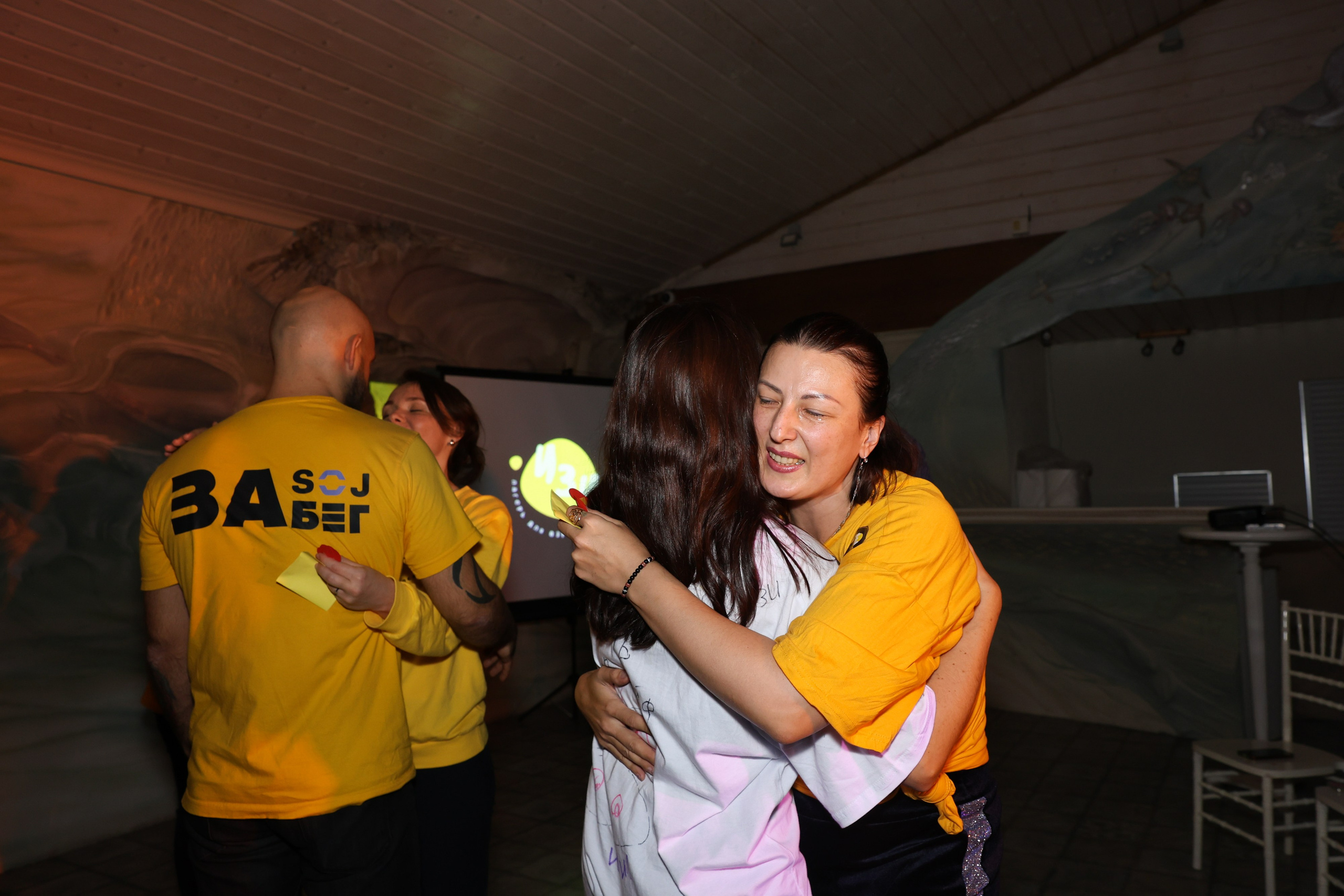 Тиндер смена в лагере для взрослых «Изи». Фотограф Дарья Попова