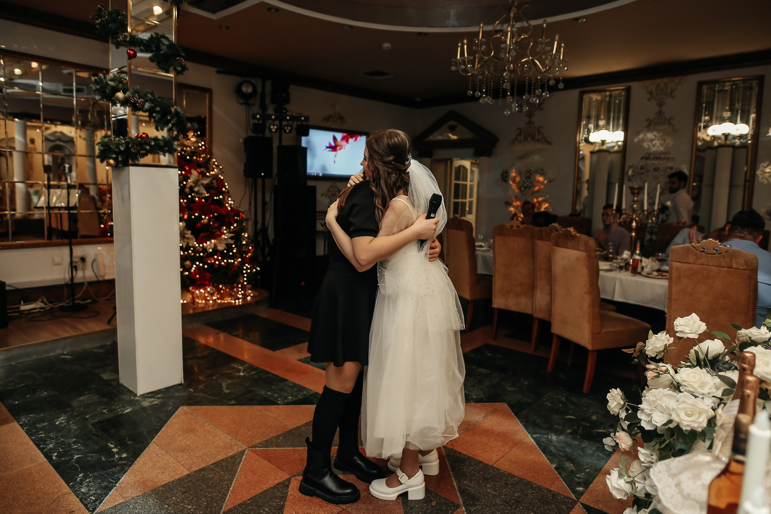 Живая музыка в Москве Ведущий Москва Саксофон Топ ведущих на свадьбу. Свадебный ведущий в Москве Саксофон на свадьбу