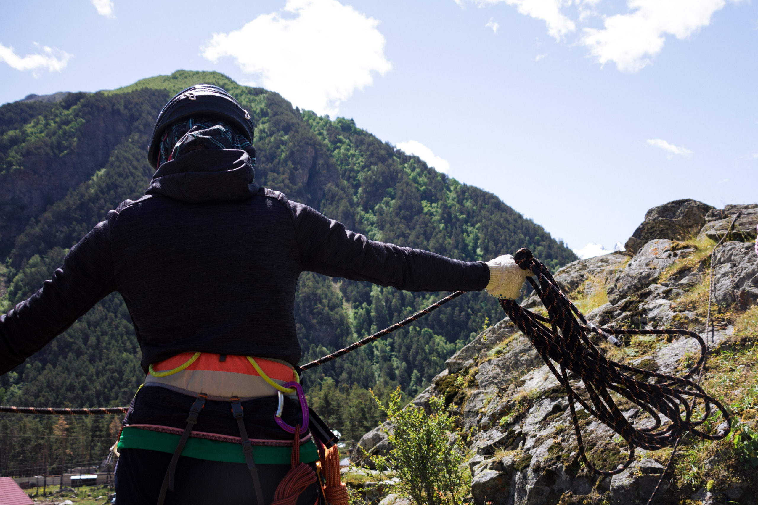 Тренировка на скалах в альплагере (Пример съемки). Фотограф Котий Даниил