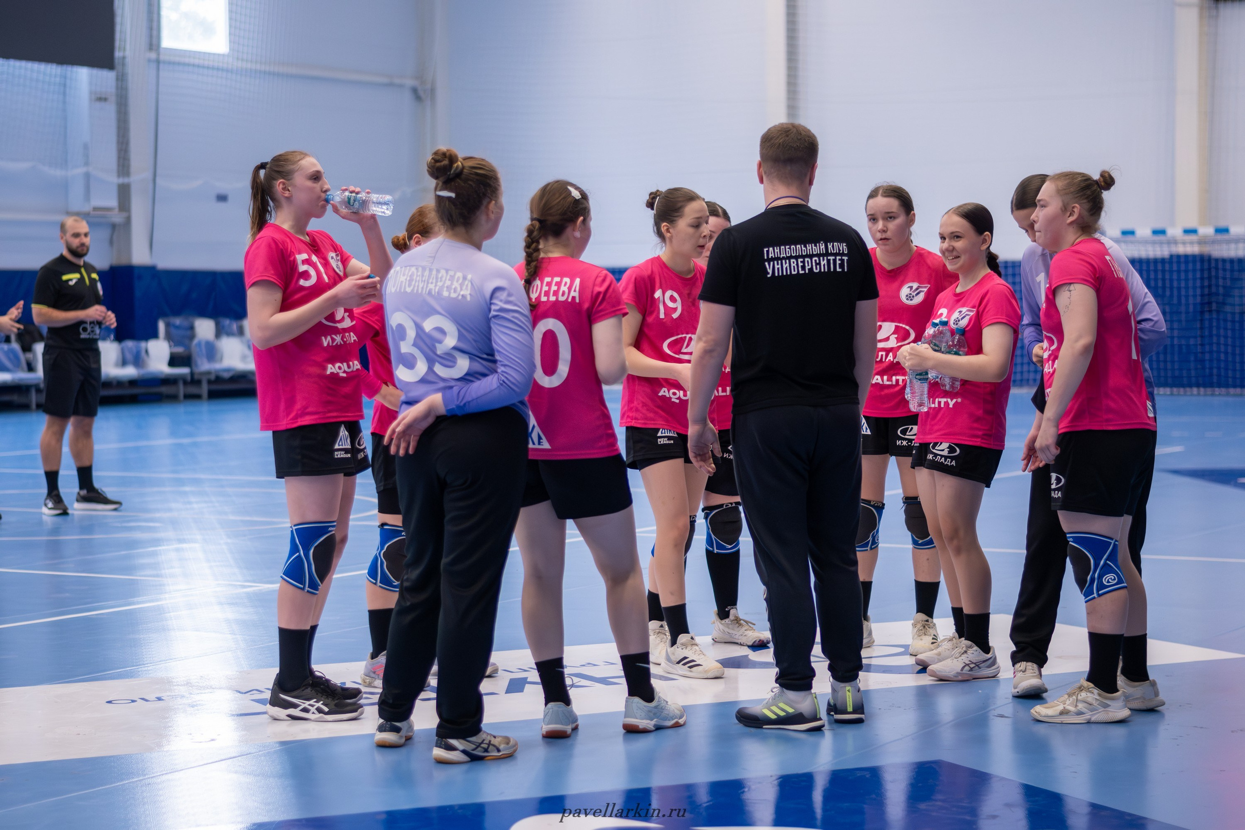 Гандбол. Черноморочка-2 — Университет-2. Спортивный фотограф, фотожурналист Павел Ларькин