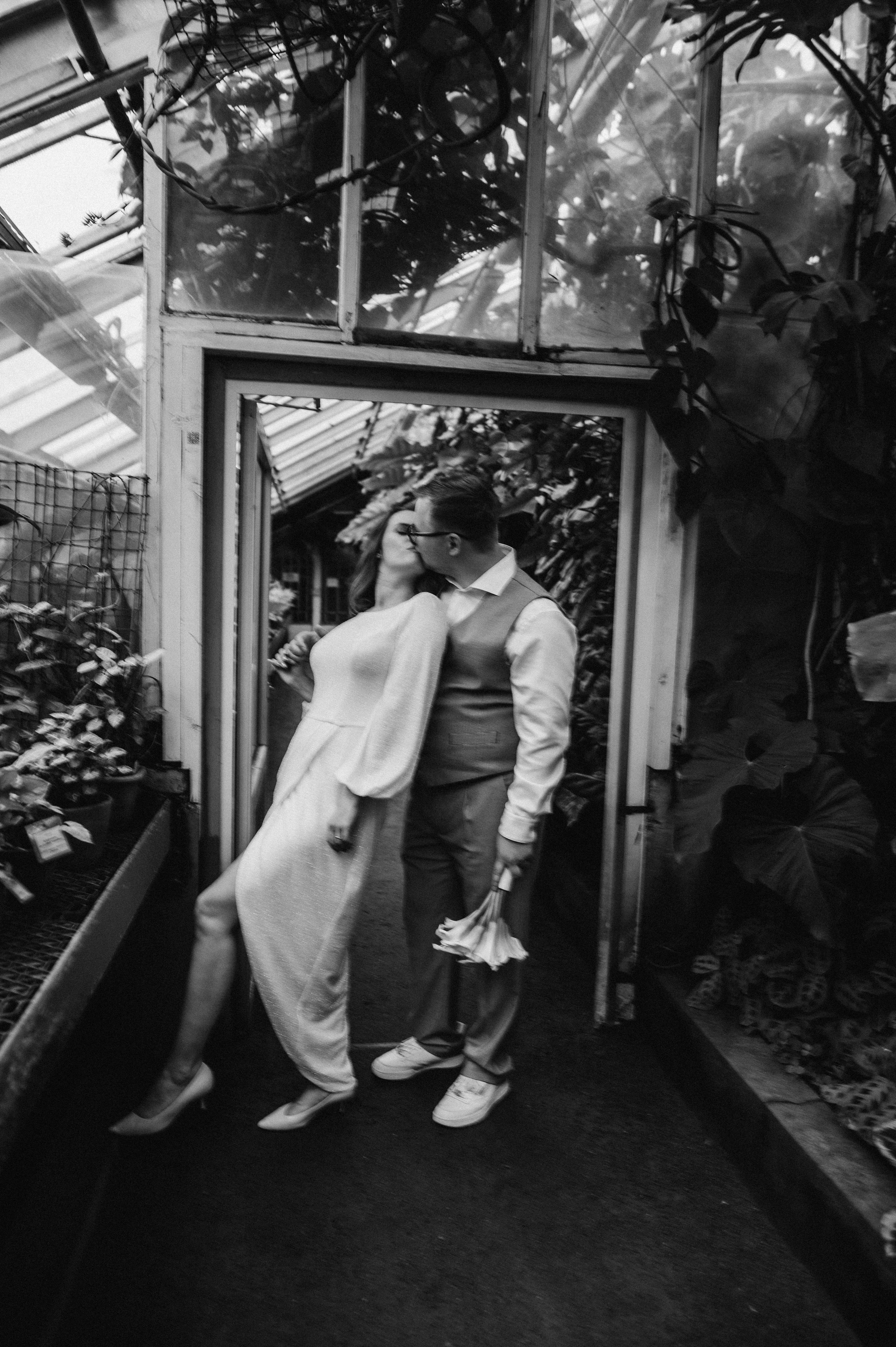 Загс+Оранжерея (камерная свадьба). Фотограф ПИТЕР СПБ Надежда Баранова