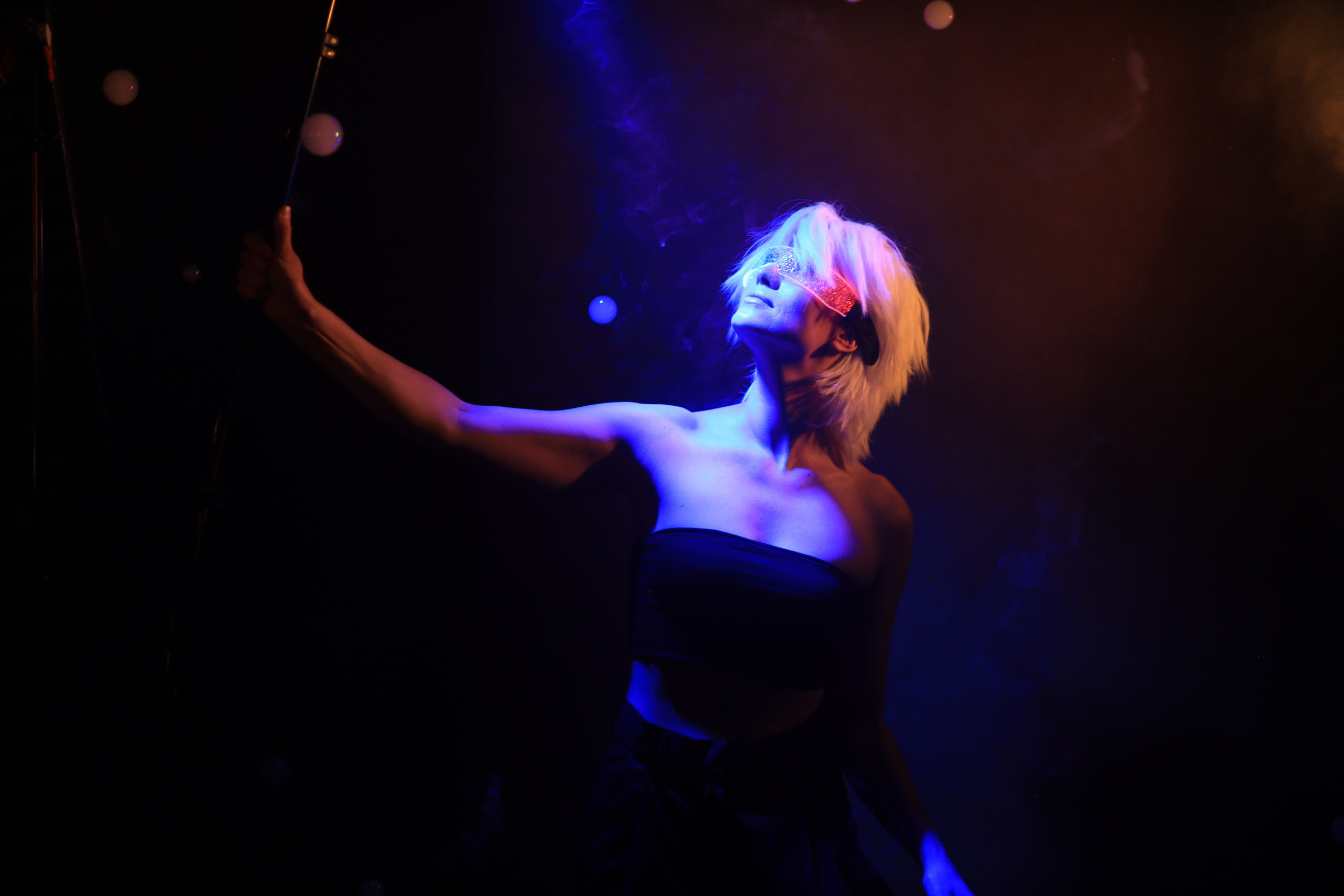 Неон и дым. Съемка в студии под ваш запрос, студийные съемки, фотографии архитектурных объектов — Александр Евстигнеев — фотограф Москва