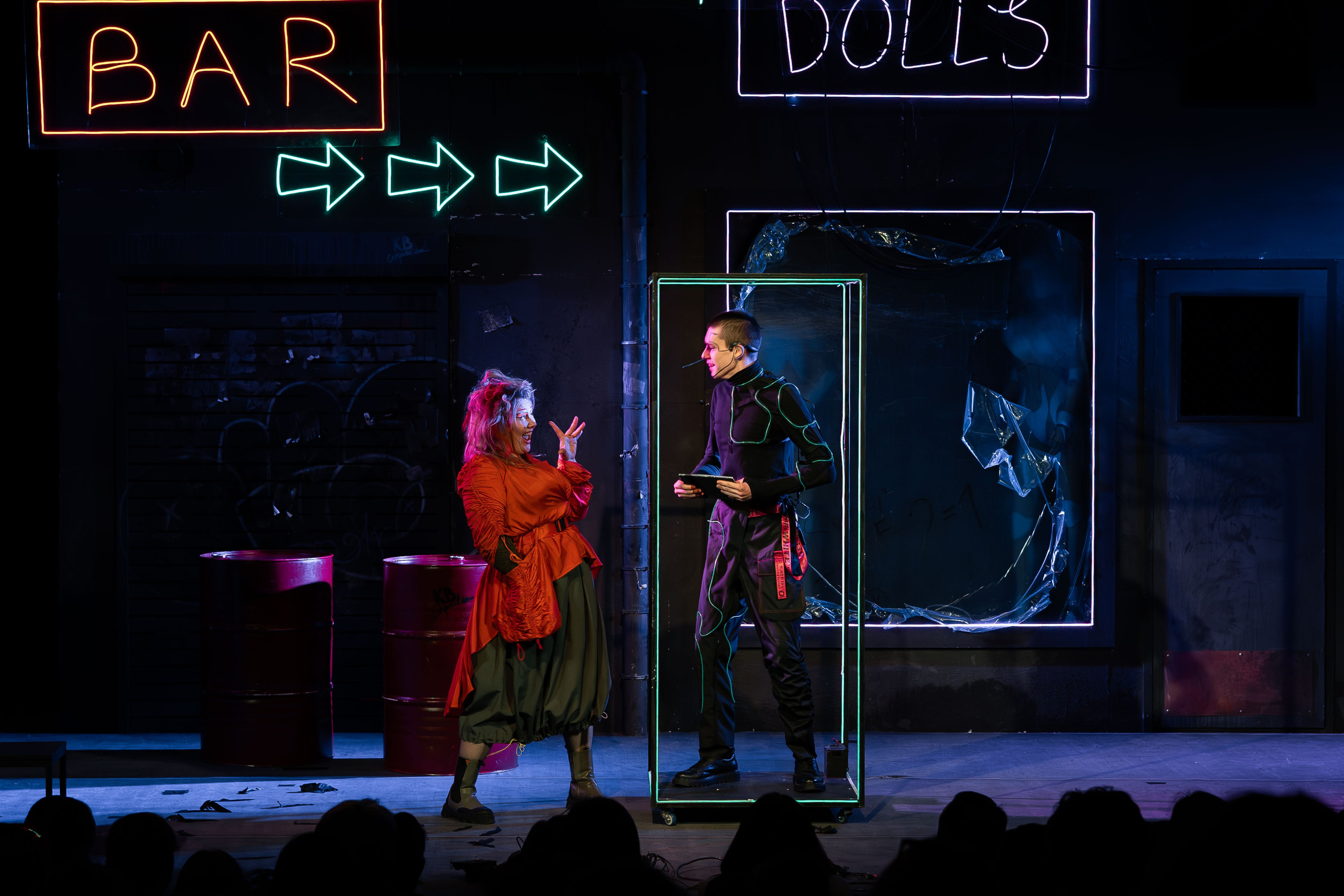 Театр Юного Зрителя «Буратино 2087». Кадр Плюс — Фотография с характером «Визуальный продюсер и фотограф Марк Файзулин»