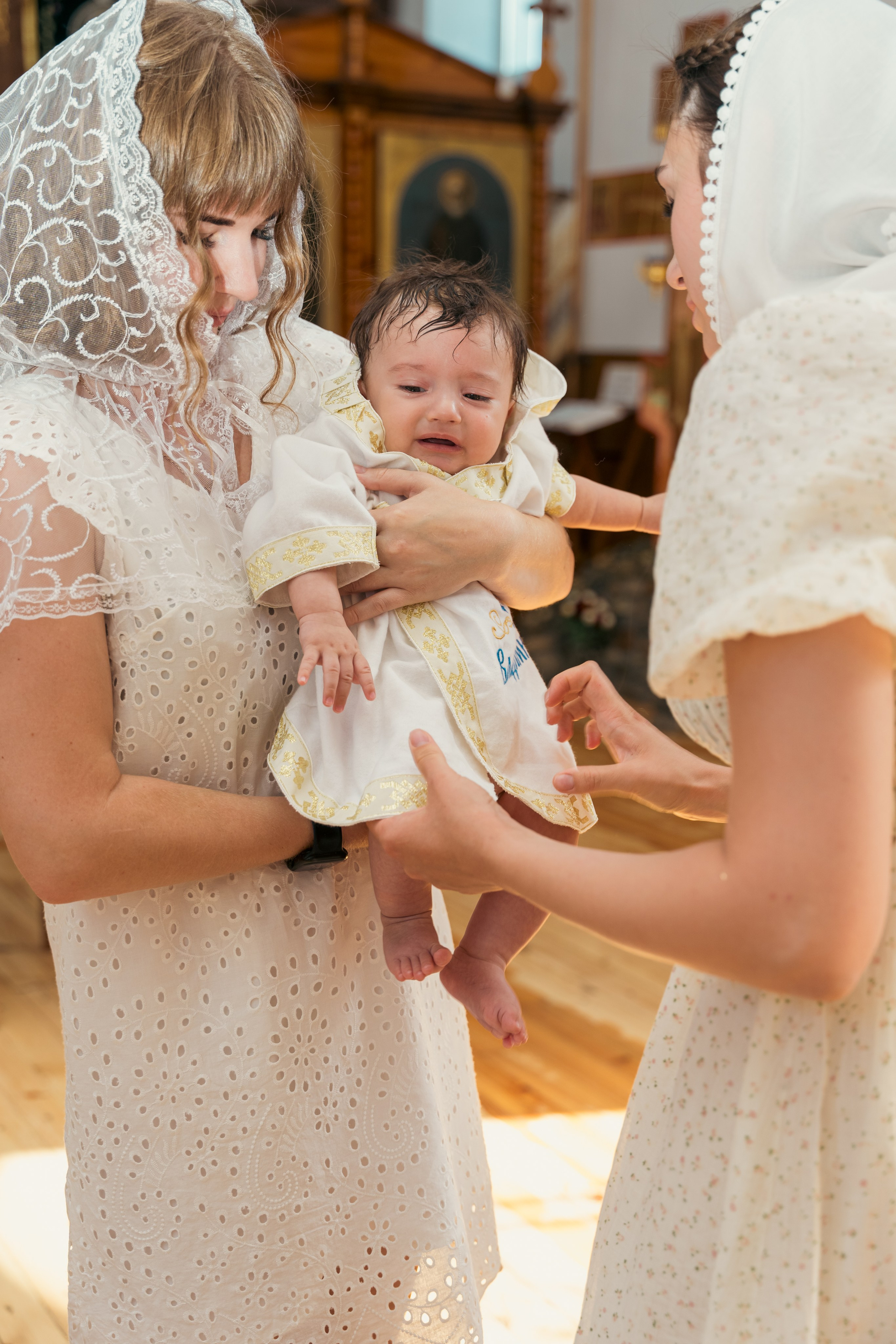 Крещение малыша Владимира: начало духовного пути. Фотограф |Ленинск, Волжский, Волгоград| Наталья Савилова