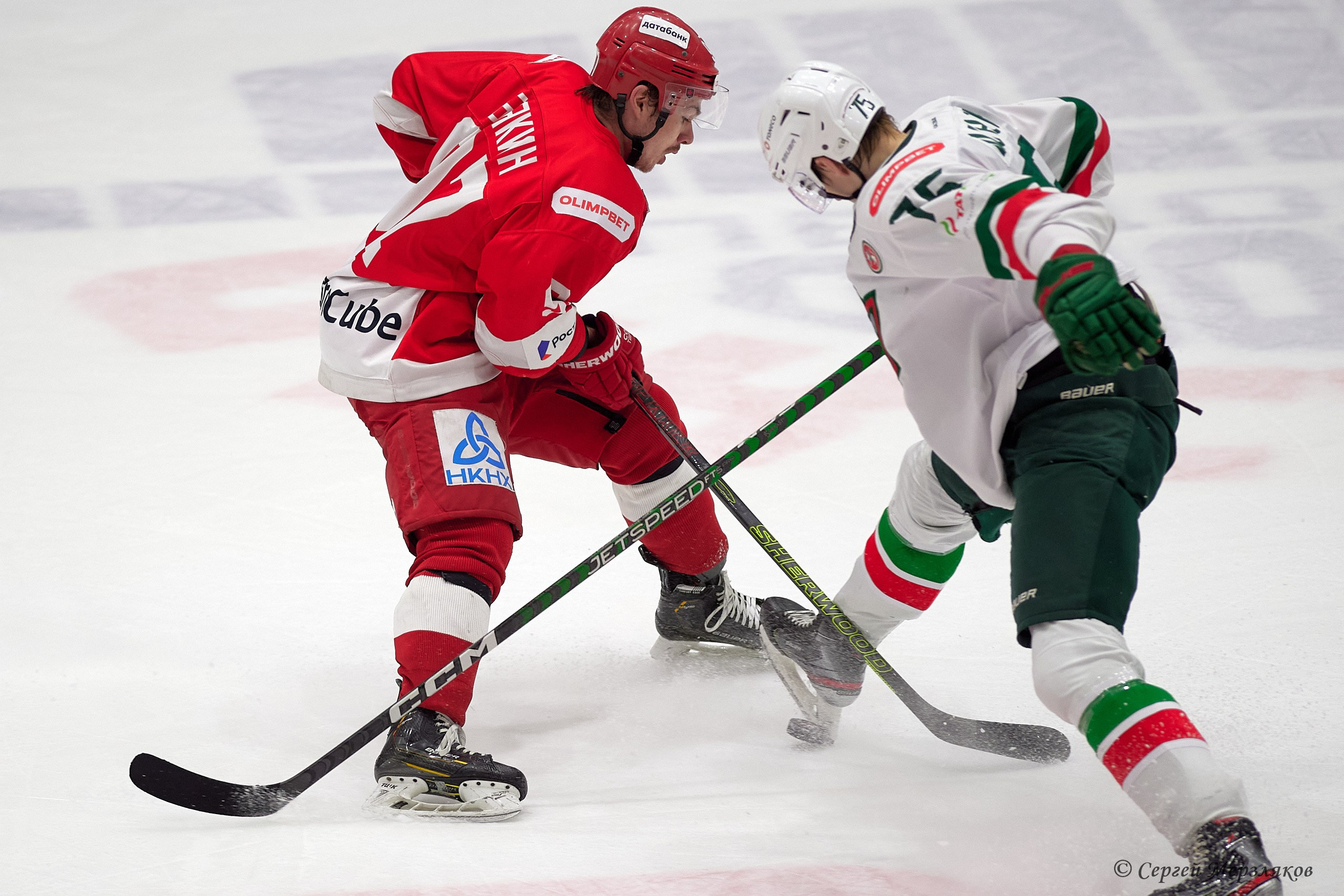 Хоккей. OLIMPBET Чемпионат России — ВХЛ Ижсталь — Барс. Спортивный репортажный фотограф в Ижевске Сергей Мерзляков