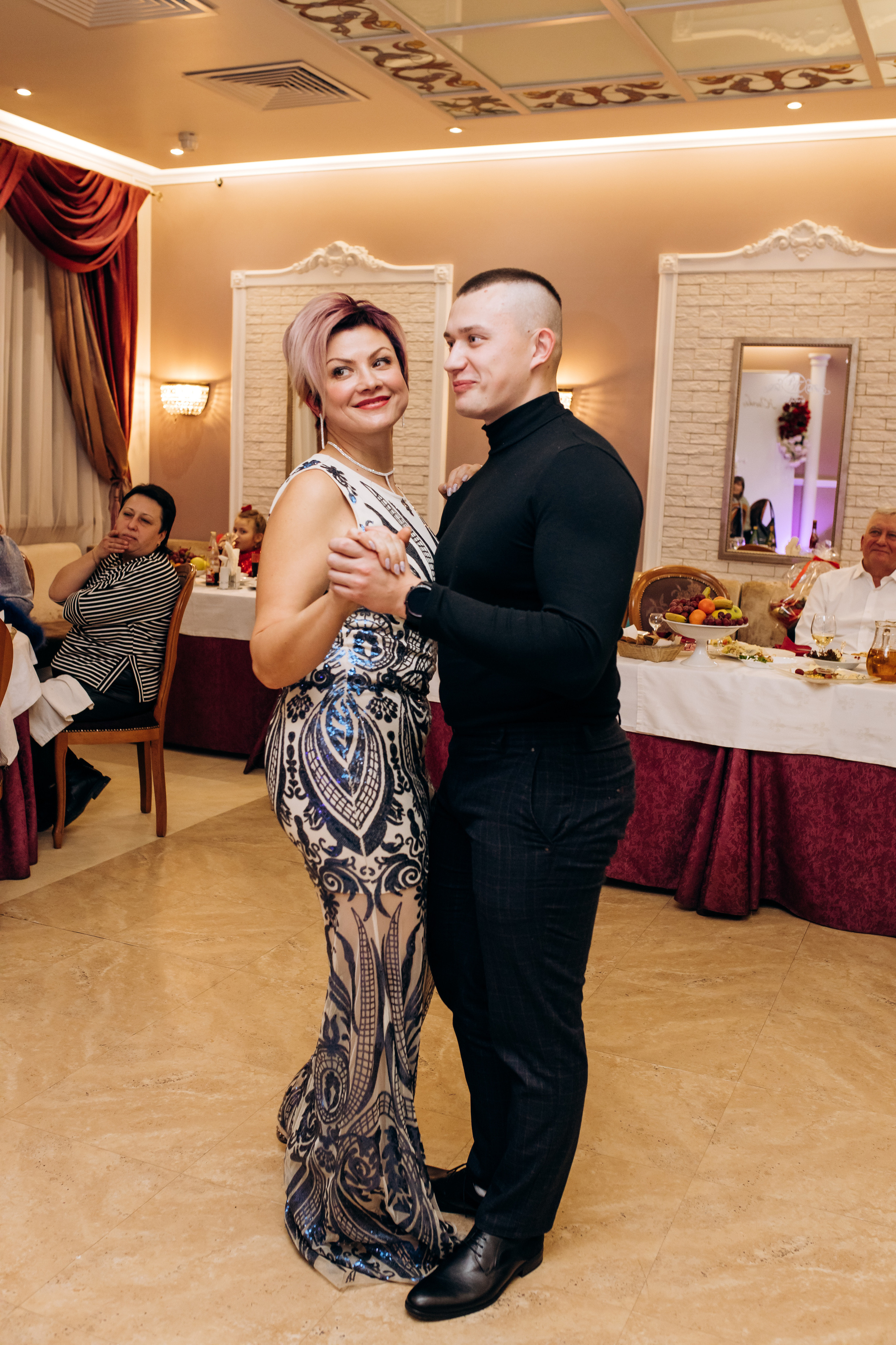 Девичники, корпоративы, юбилеи. Ваш универсальный фотограф Евгения Дунаевская