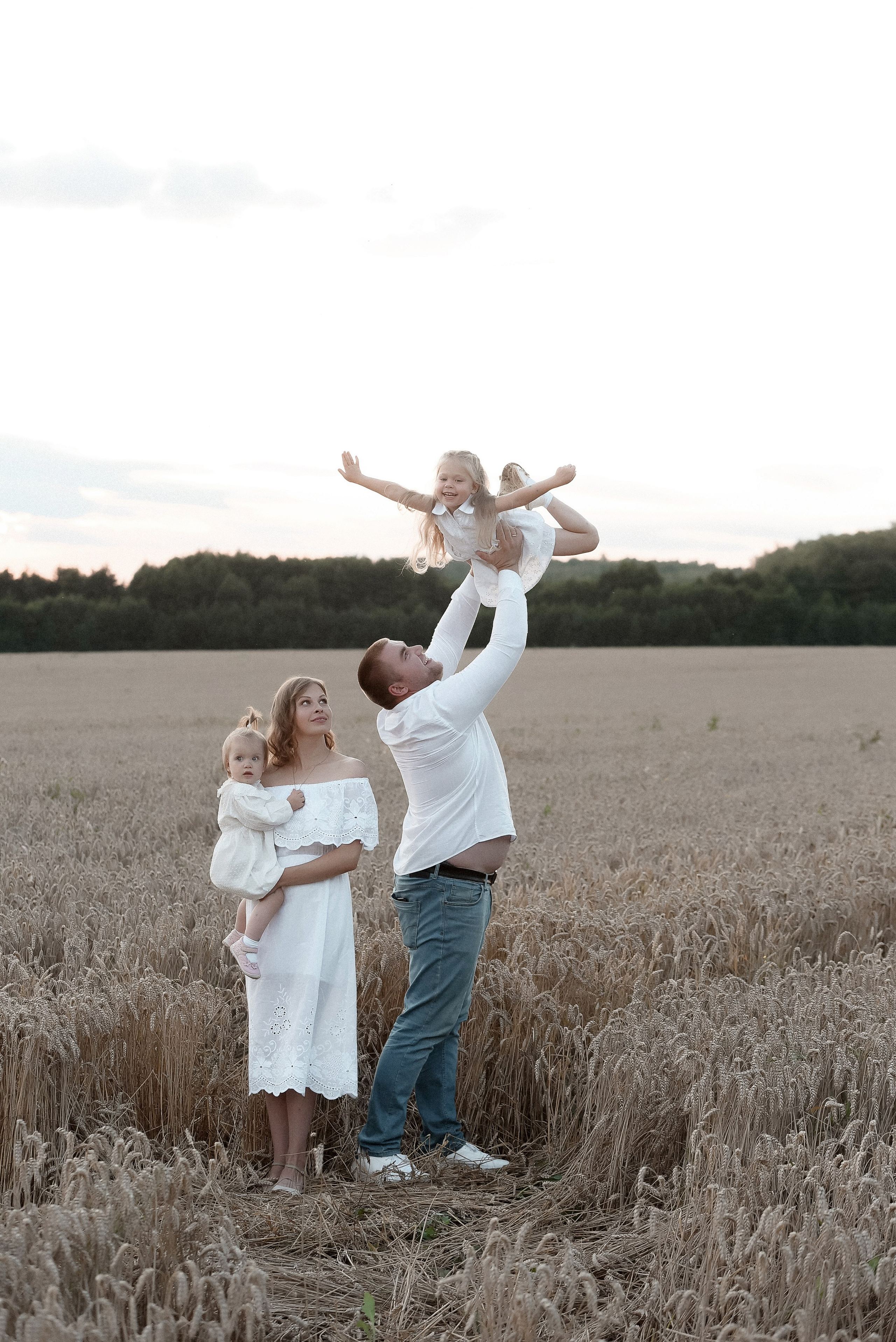 Иван Наталья и девчонки. Римма Гусакова. Выпускные фотокниги. Детские и семейные фотосессии