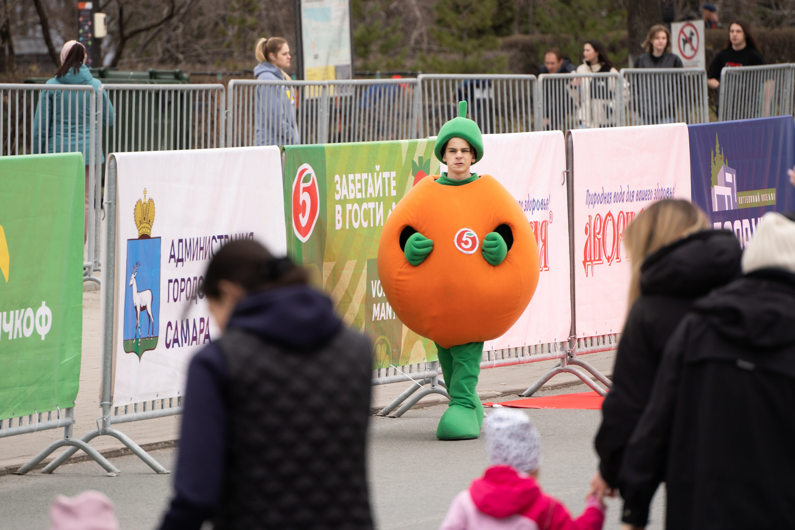 Самарский Космический Полумарафон 2024. Фотограф в Самаре Иван Булатов