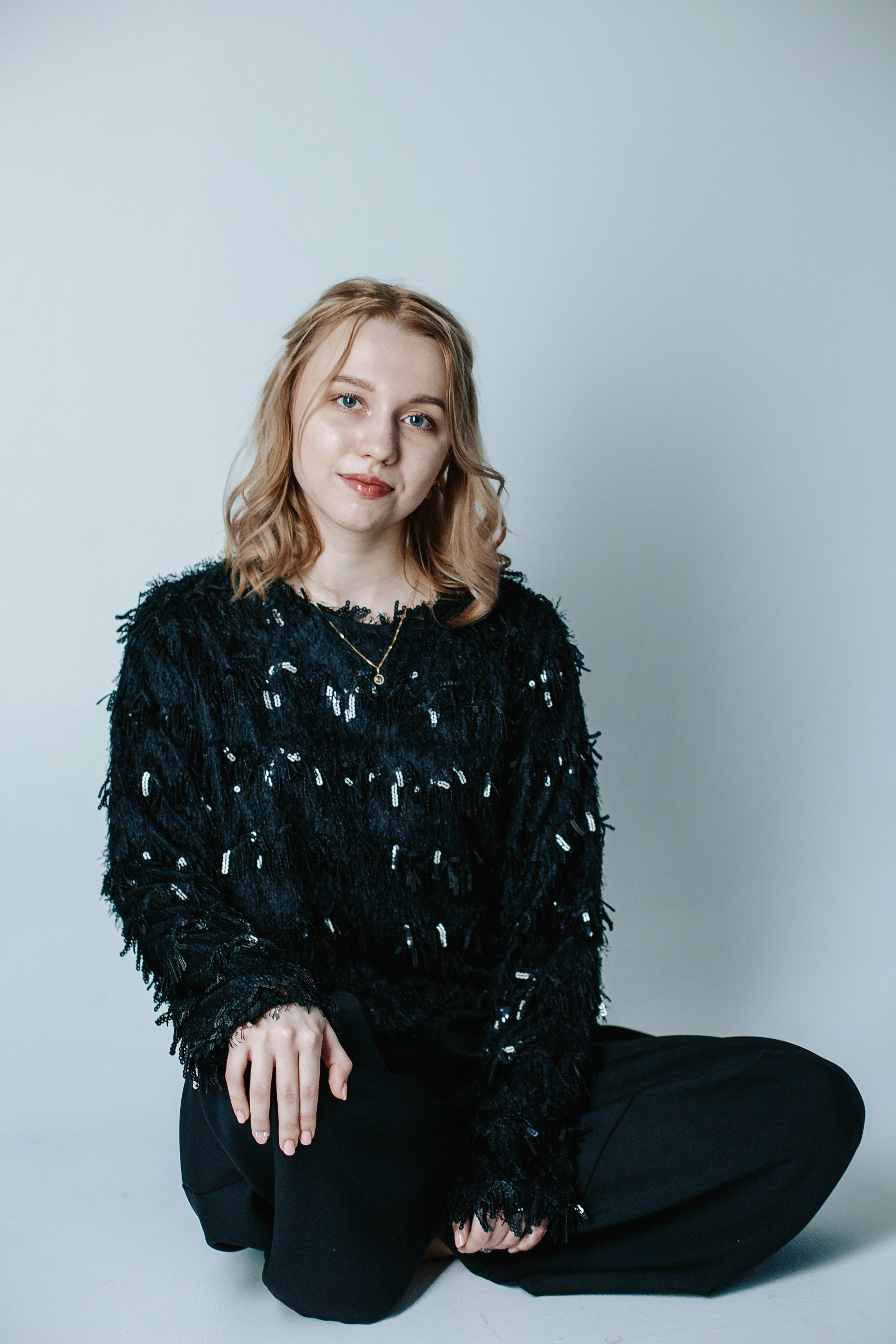 Студийная съемка для Виктории в день рождения. Выпускные альбомы Искитим, Бердск и Новосибирск Крюкова Елена