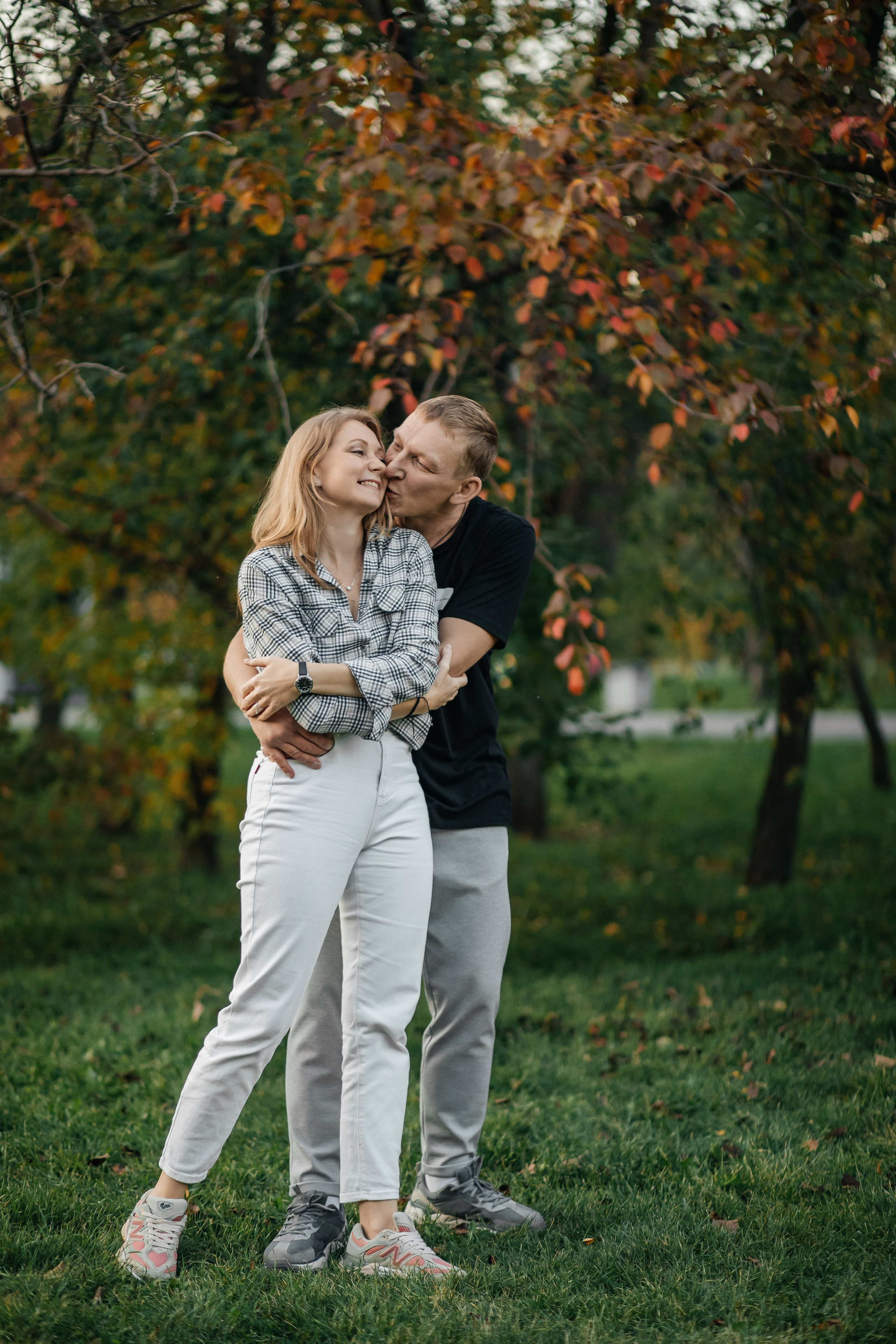 Семейная прогулочная фотосессия. Свадебный и семейный фотограф Ибрагимова Мария из Екатеринбурга