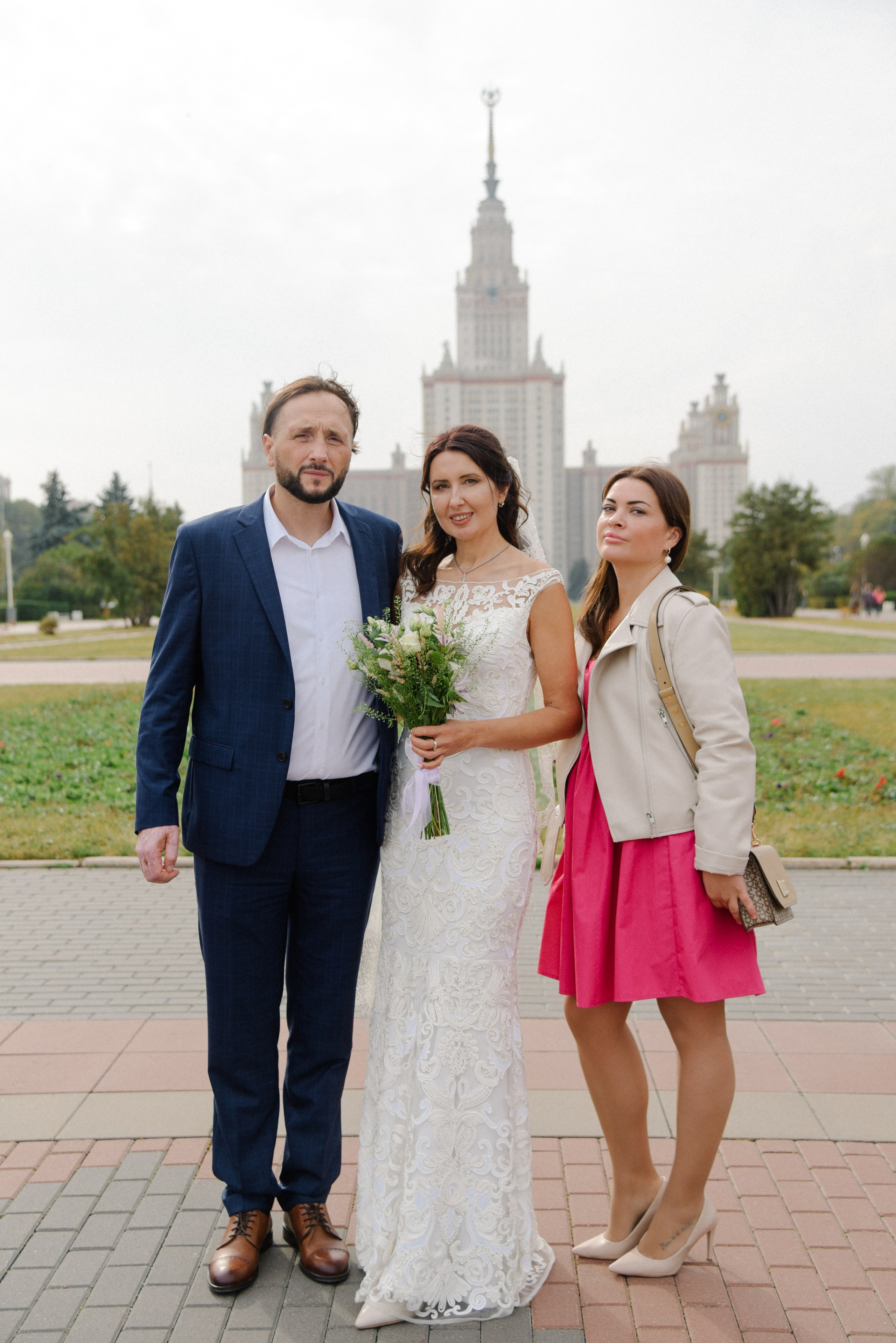 Венчание Храм Живоначальной Троицы на Воробьёвых горах. Фотограф Лола Волна, город Москва