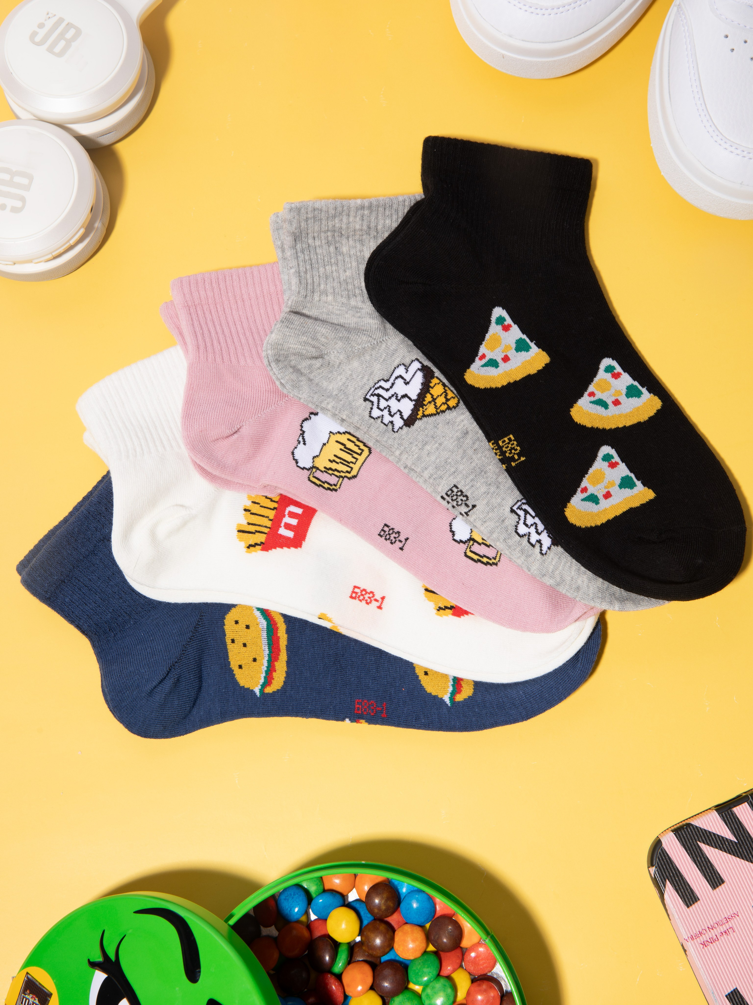 Носки. Фотостудия предметной и модельной съёмки для маркетплейсов