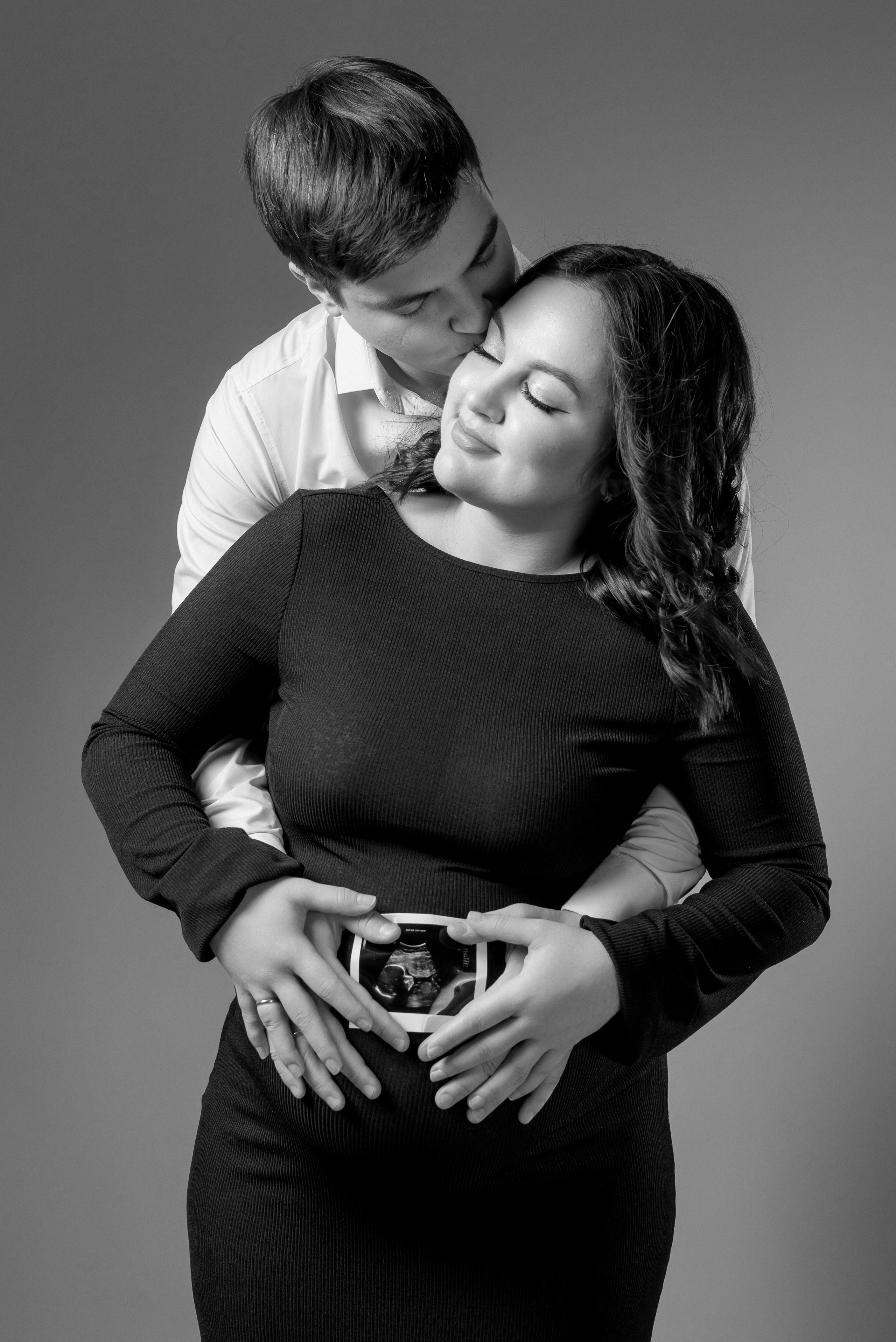 ПРЕКРАСНАЯ БЕРЕМЕННОСТЬ. Фотограф Юлия Антушева