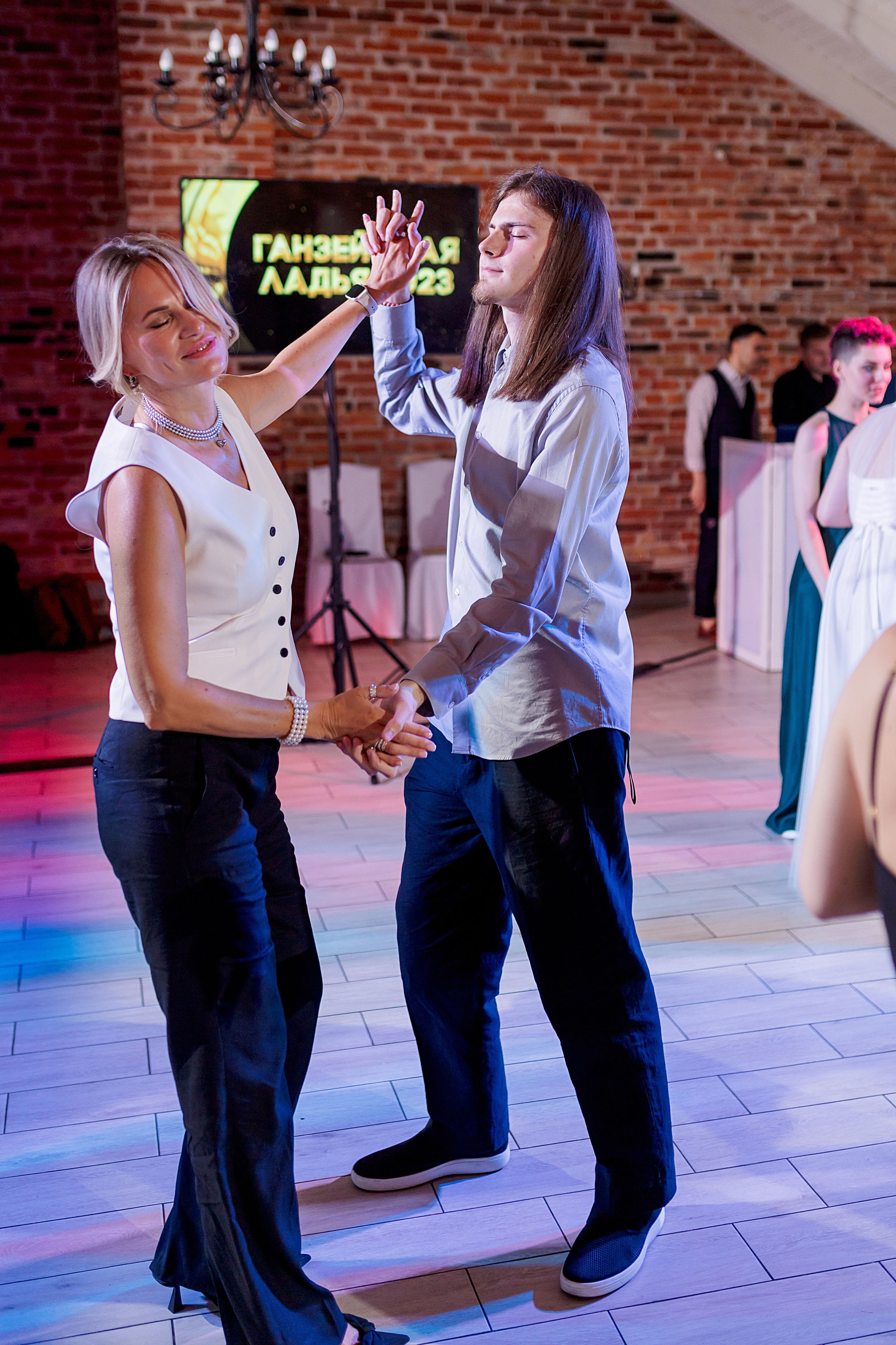 Выпуск лицея Ганзейская Ладья. Свадебный фотограф Калининград Пасюта Данила