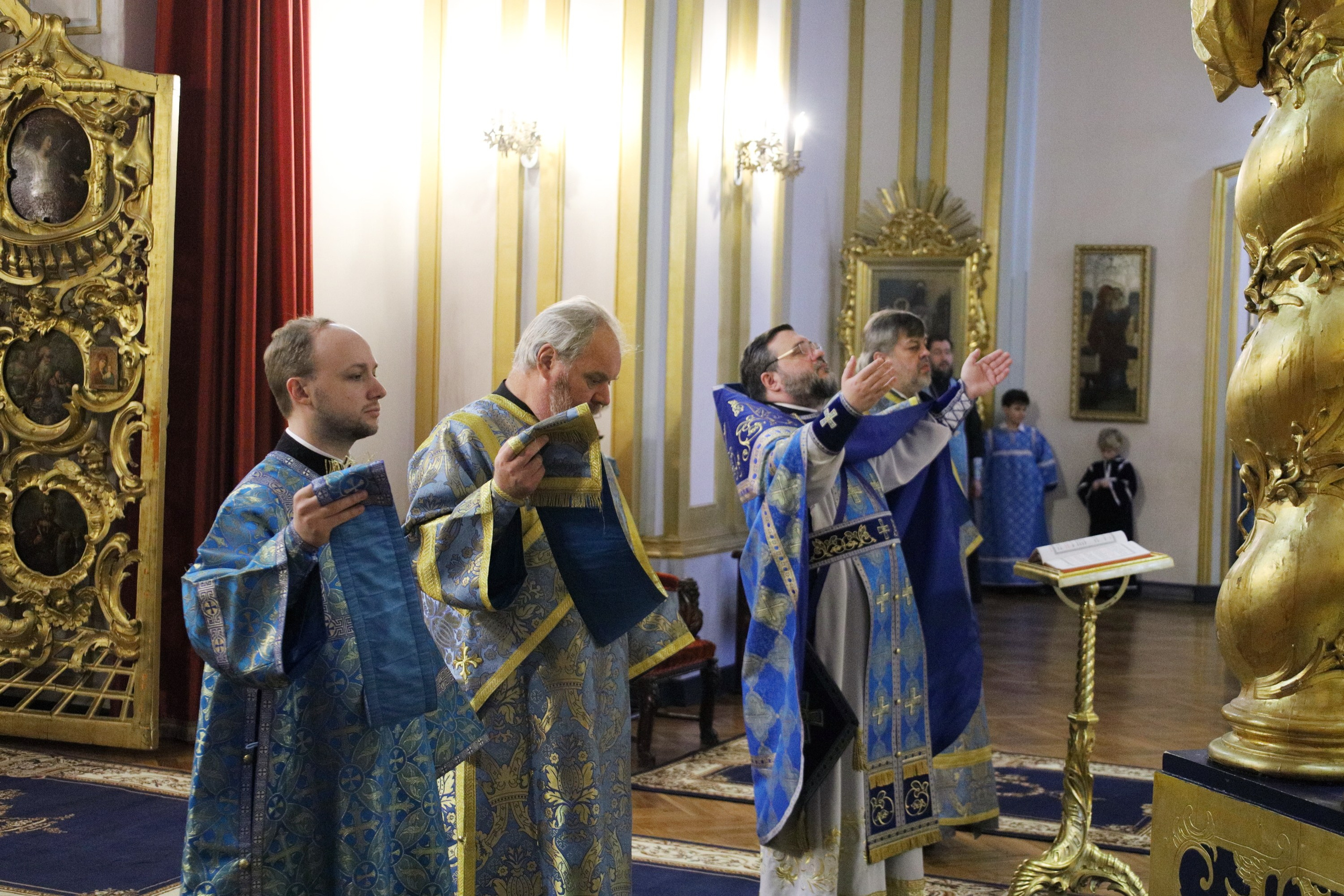 НЕДЕЛЯ 24-Я ПО ПЯТИДЕСЯТНИЦЕ. ОТДАНИЕ ПРАЗДНИКА ВВЕДЕНИЯ ВО ХРАМ ПРЕСВЯТОЙ БОГОРОДИЦЫ. НИКОЛО-БОГОЯВЛЕНСКИЙ МОРСКОЙ СОБОР