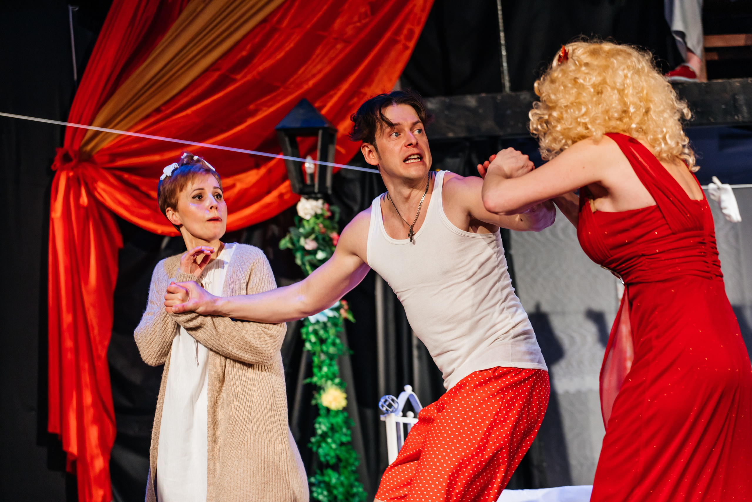 Репортажная съёмка концертов и театральных постановок | Видео и фото контент | ZPROD. Фото и видеосъемка | продакшн студия ZPROD