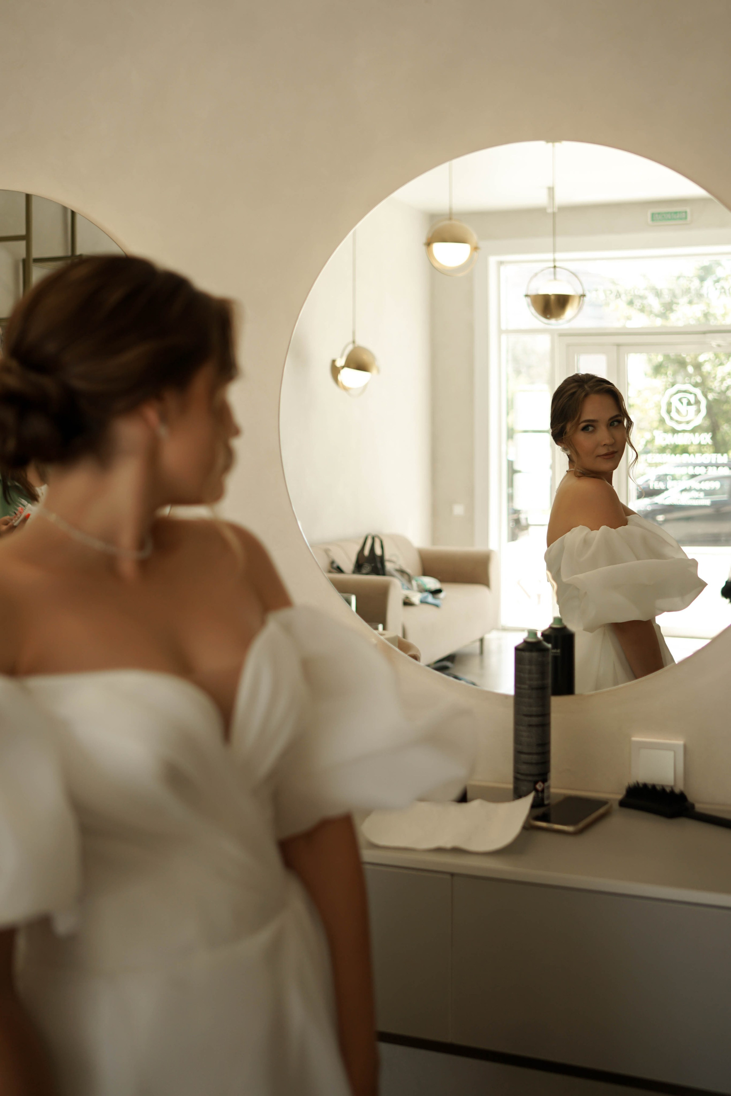 Лиза и Сережа: регистрация, прогулка и банкет. Фотограф в Иркутске