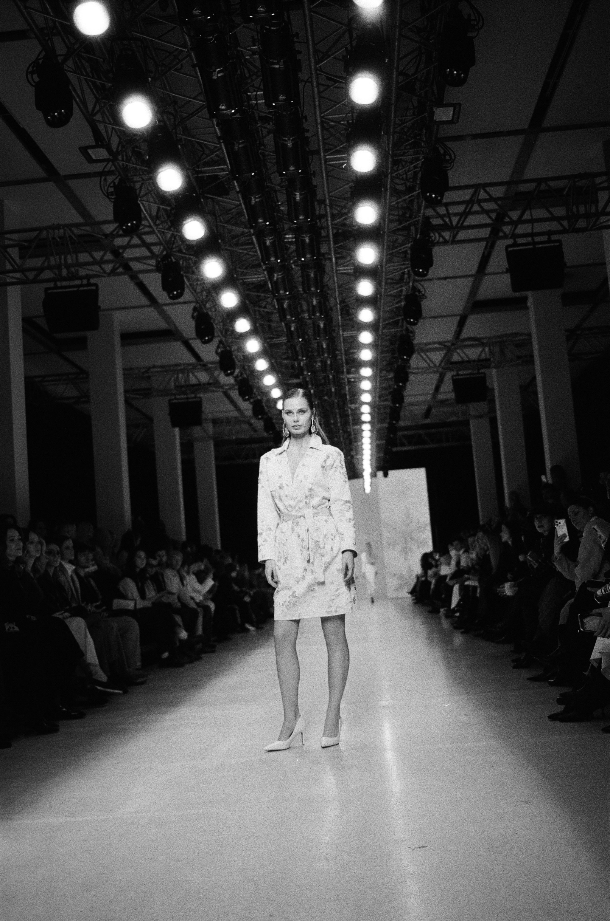 День 3. Плёночный фотограф Москва, Саша Звук