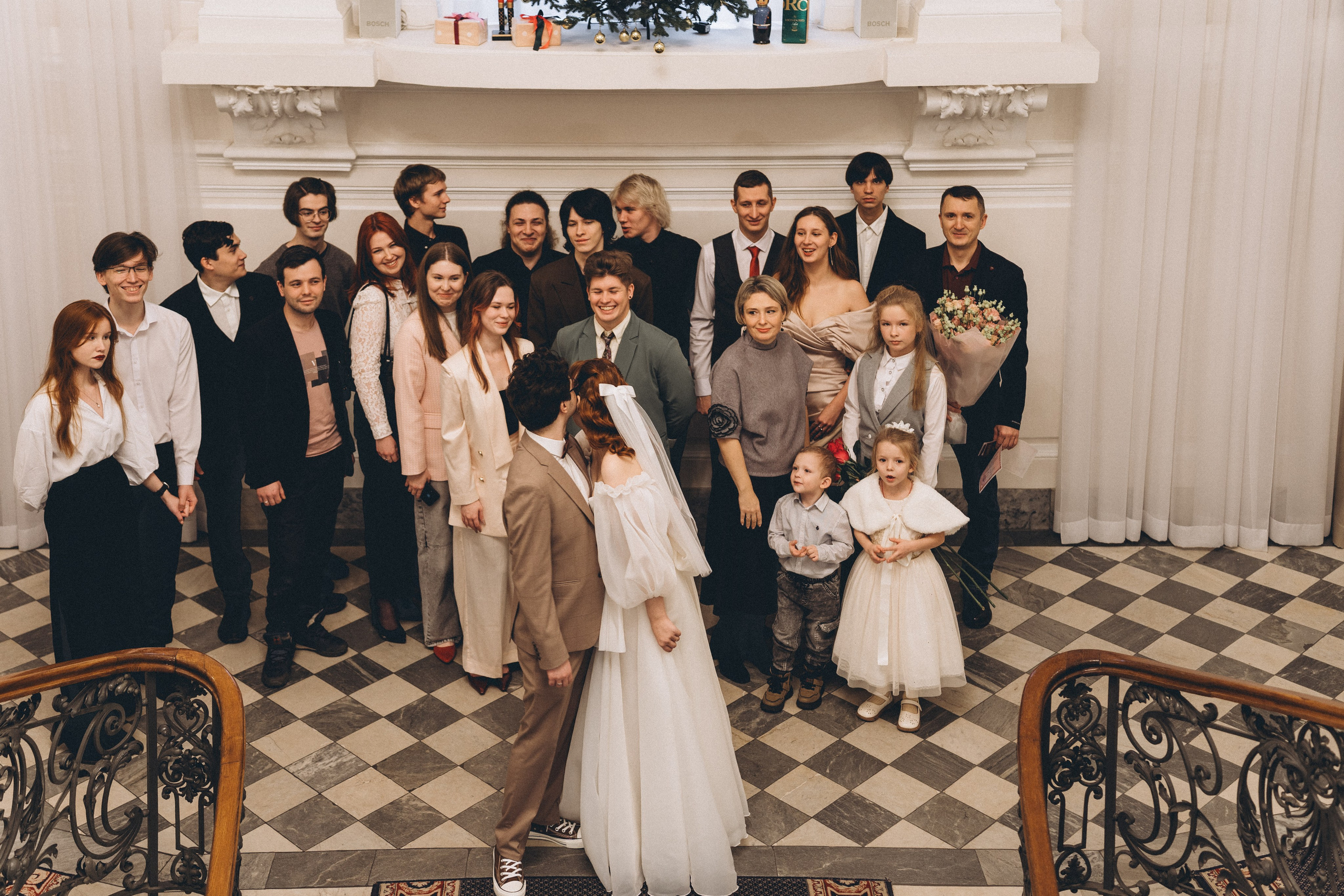 СВАДЕБНАЯ СЬЕМКА ВО ВТОРОМ ДВОРЦЕ С ГОСТЯМИ И ПРОГУЛКА В ТАВРИЧЕСКОМ САДУ. Профессиональный фотограф, Санкт-Петербург — Виктория Богомолова