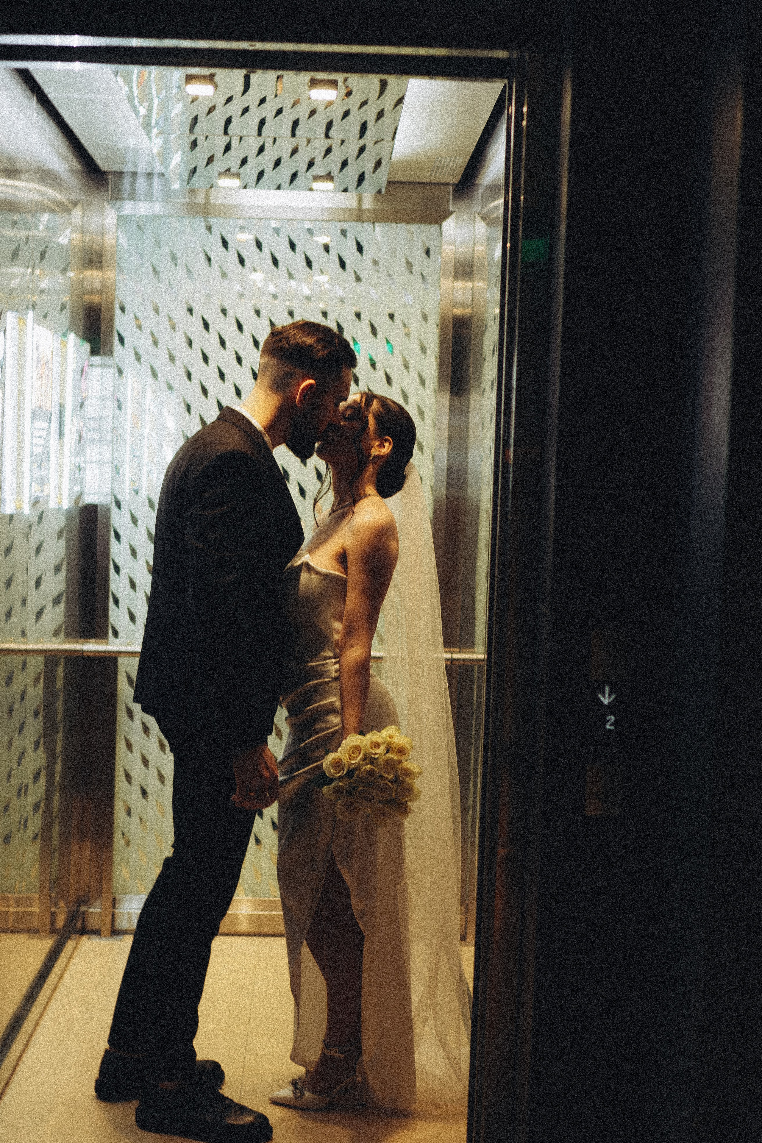 СВАДЕБНАЯ СЬЕМКА СБОРОВ ЖЕНИХА И НЕВЕСТЫ В ОТЕЛЕ И ТАКЖЕ ФОТОСЕССИИЯ В ОТЕЛЕЕ МЕГАПОЛИС БРЯНСК. Профессиональный фотограф, Санкт-Петербург — Виктория Богомолова