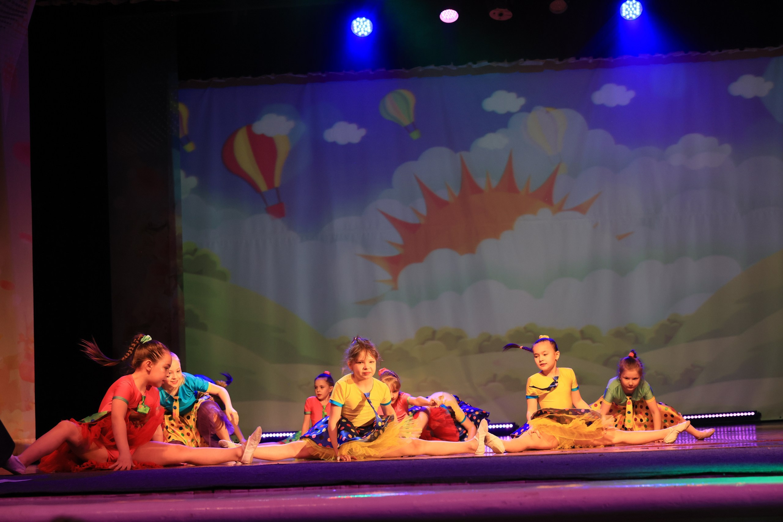 Концерт к 8 Марта в ДК «Металлург» г. Тула. Фотограф в Туле Крупский АнДРей. Фотостудия «КАДР71» в Туле