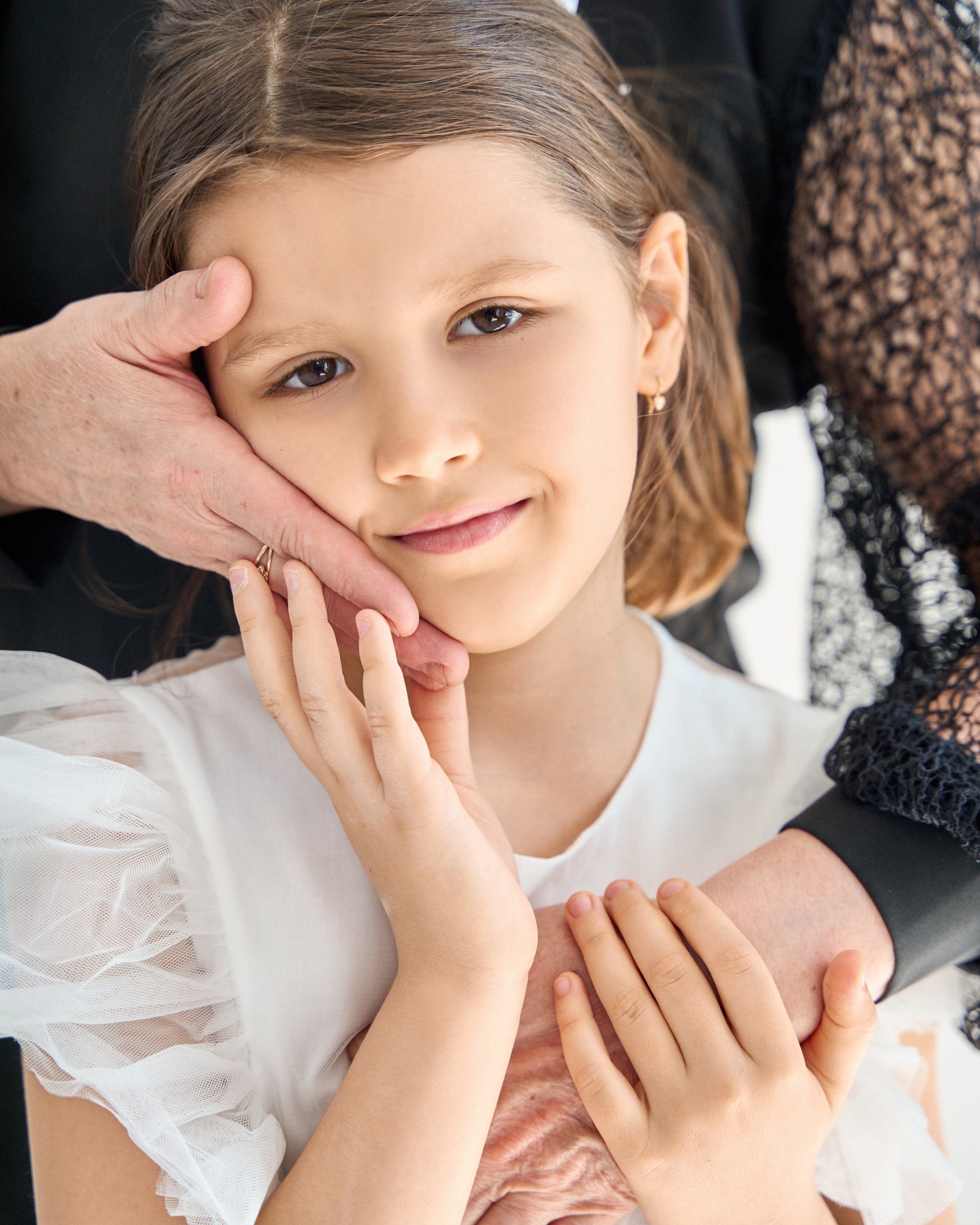 Miirra's family. Главная