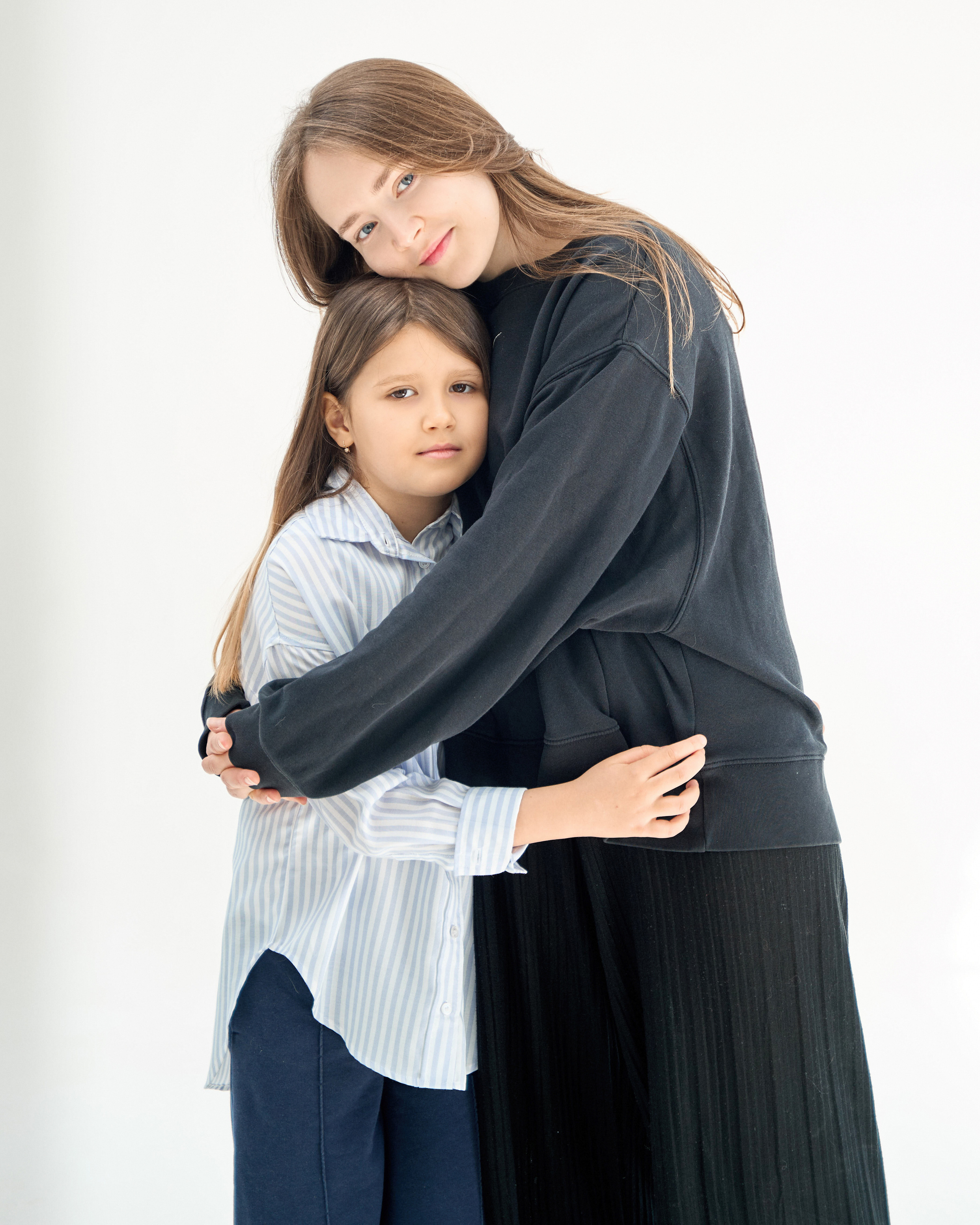 Miirra's family. Главная