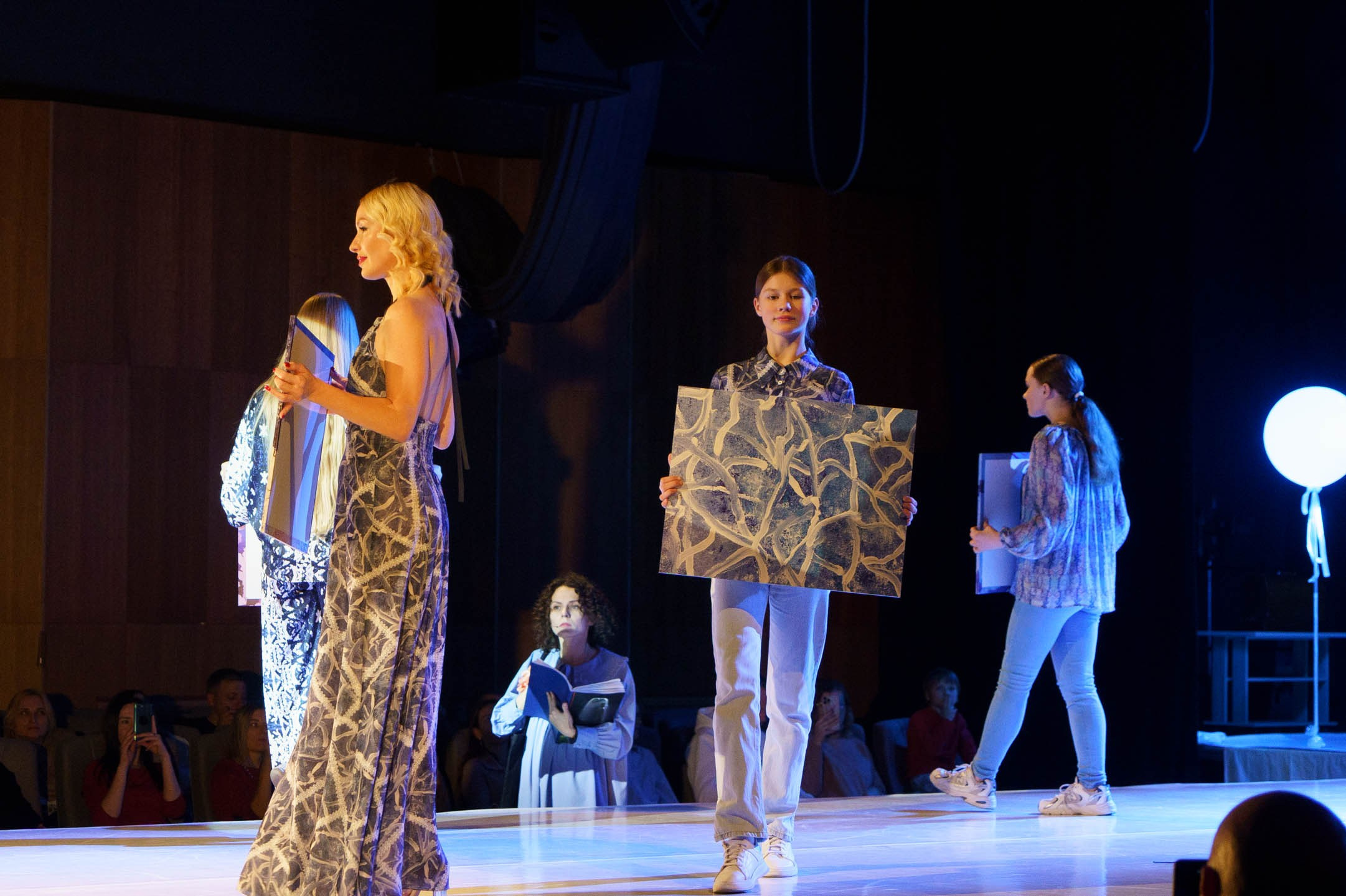 Дефиле. Фотограф/ видеограф Катя Ильина Калуга