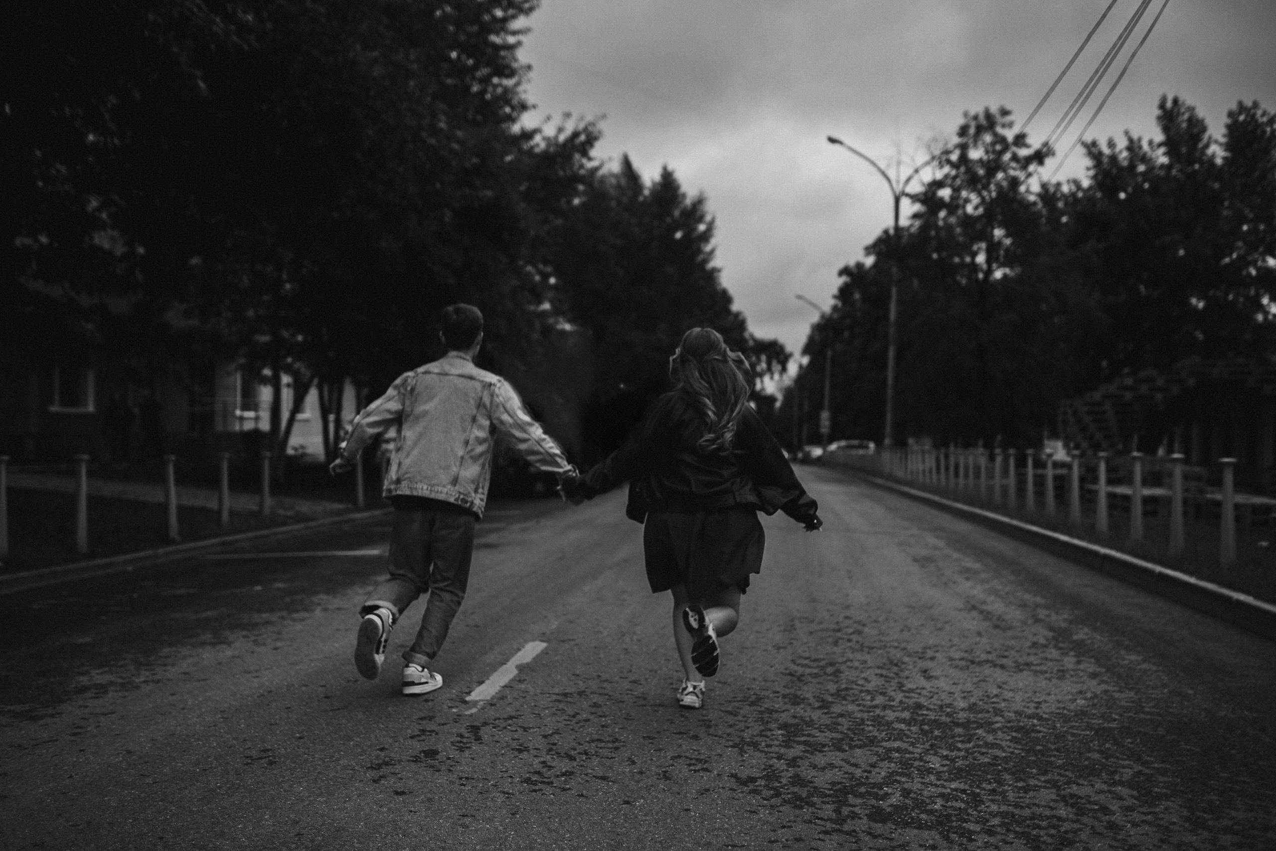 За малиновым солнцем